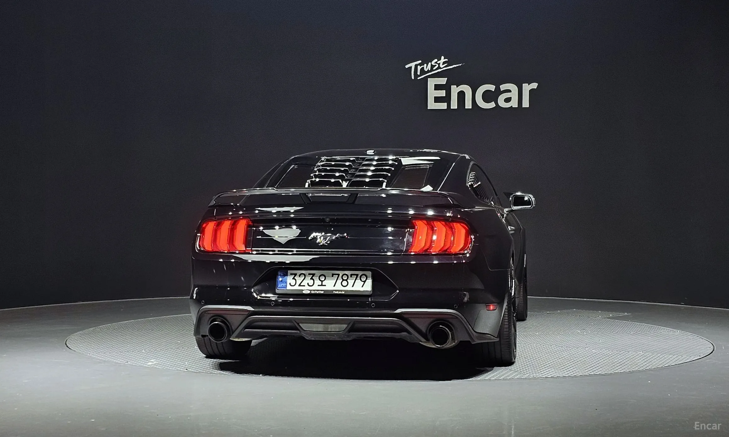 Ford Mustang превью 4