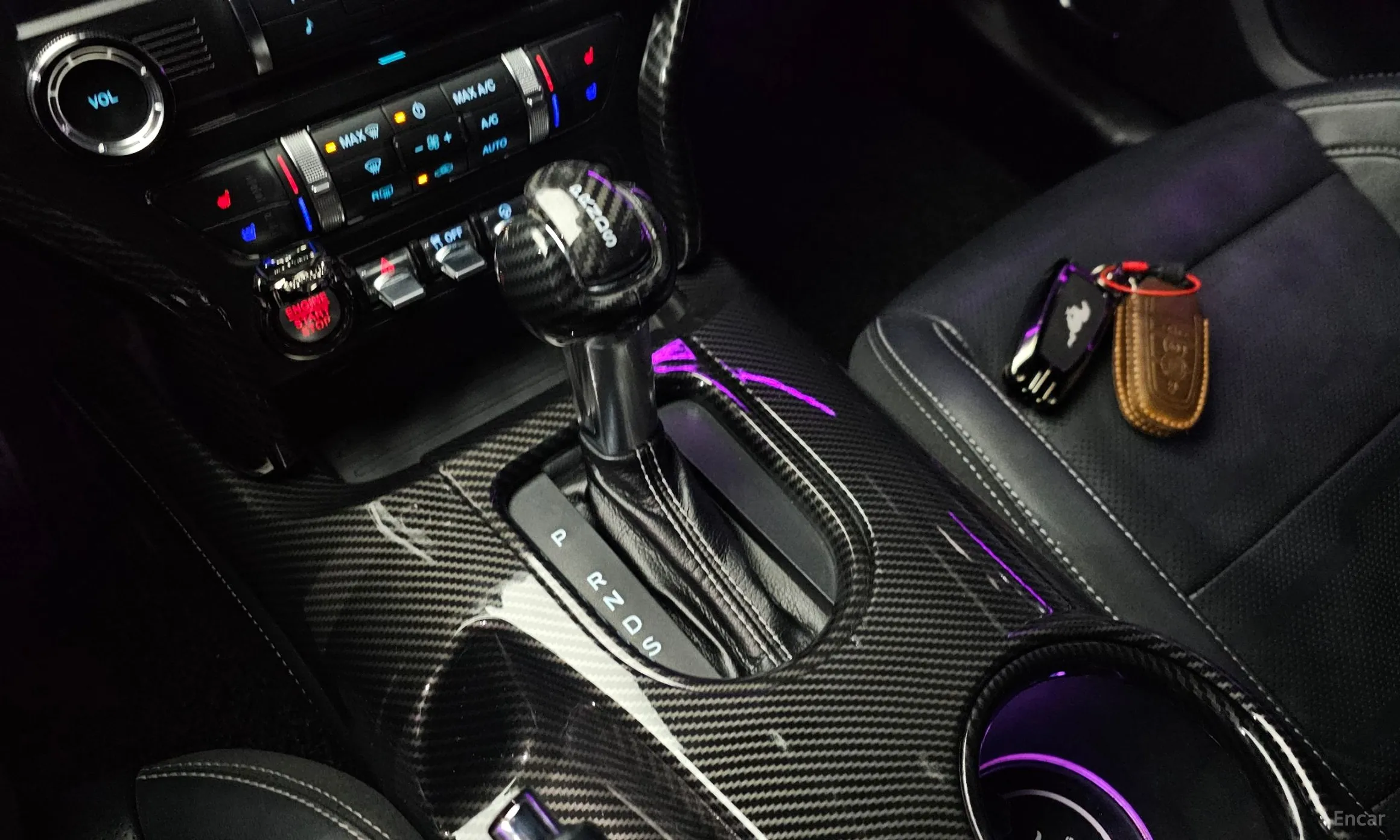 Ford Mustang превью 9