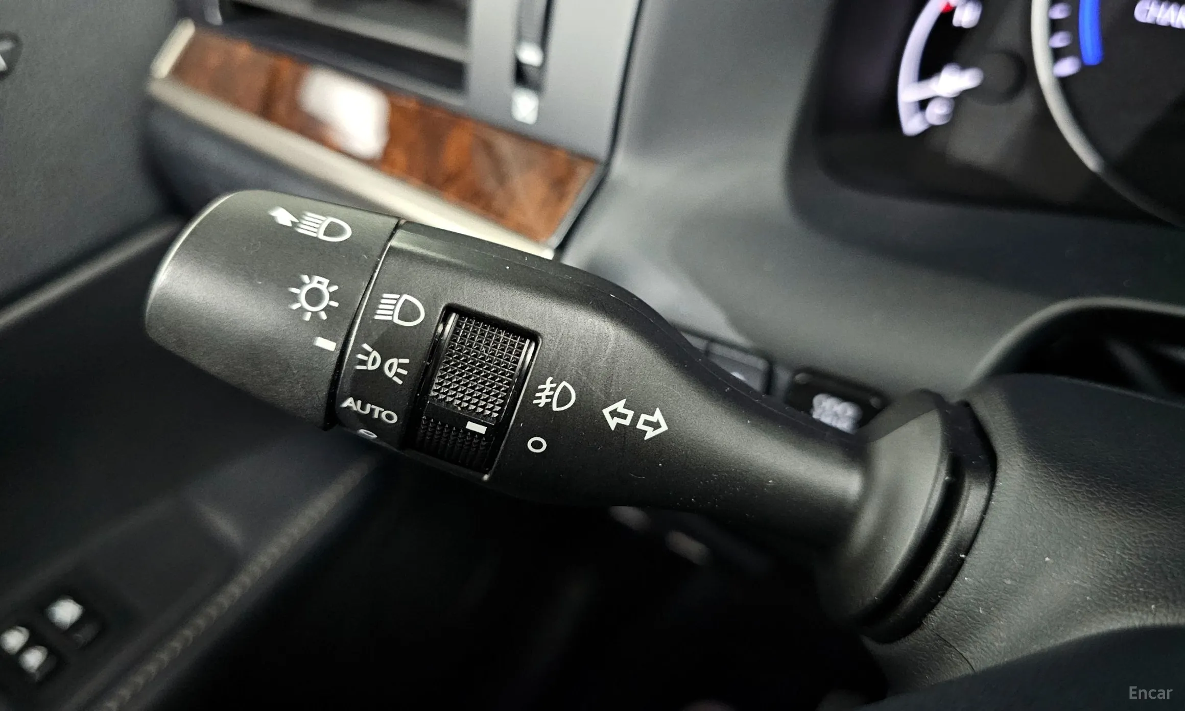Lexus New ES300h превью 20