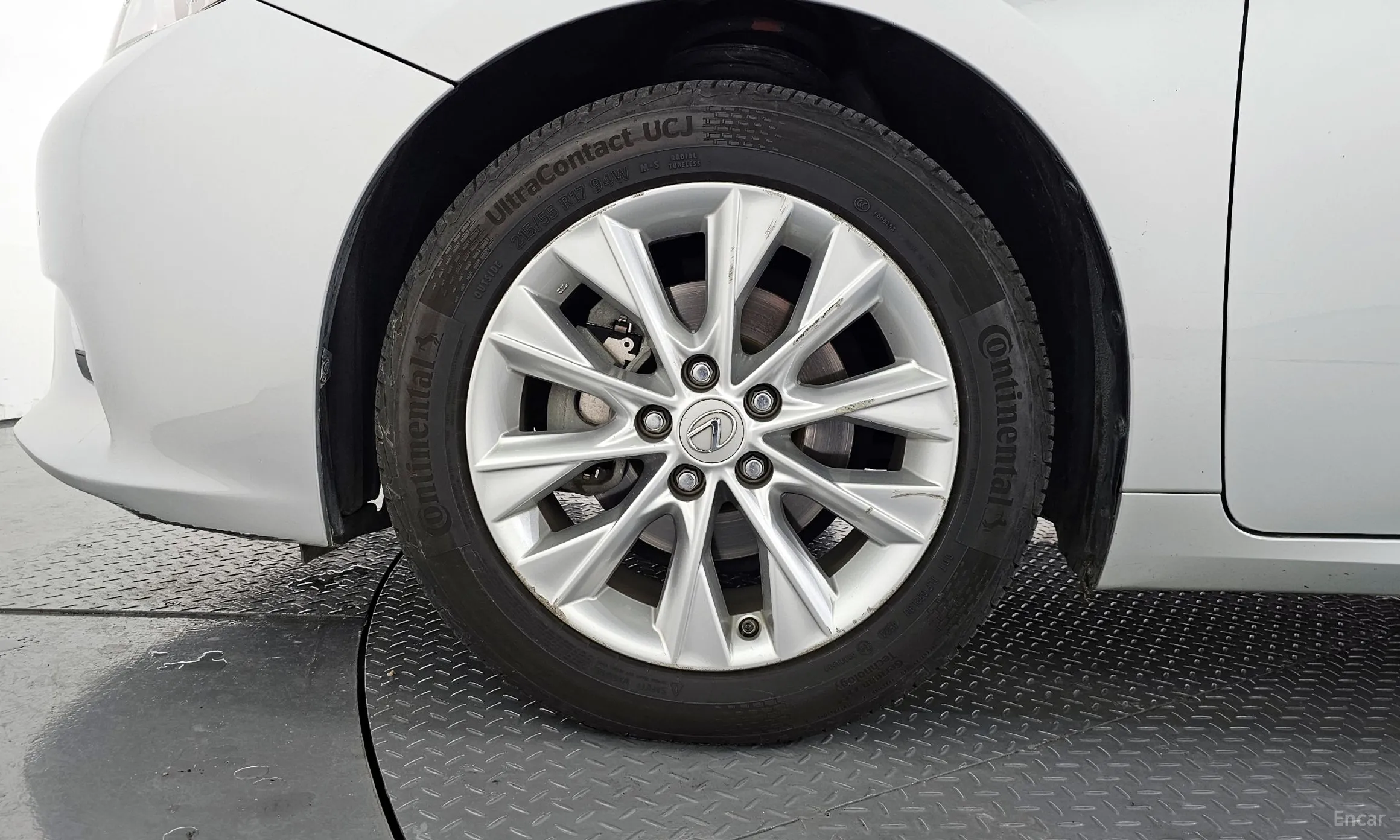 Lexus New ES300h превью 5