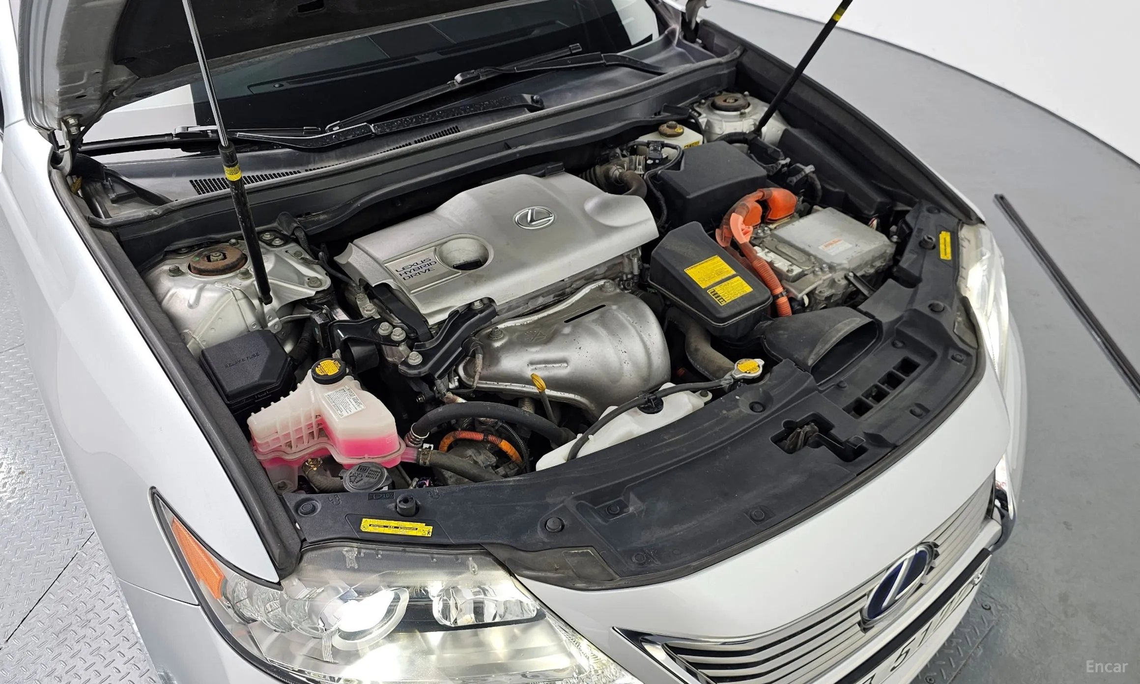 Lexus New ES300h превью 6