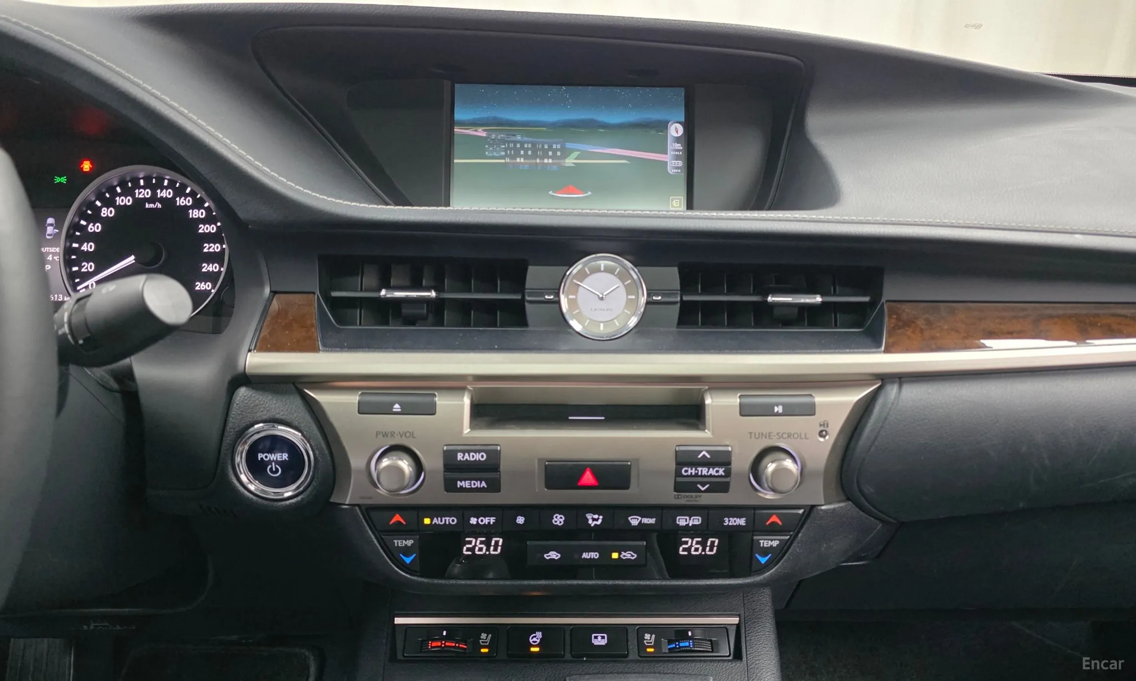 Lexus New ES300h превью 14