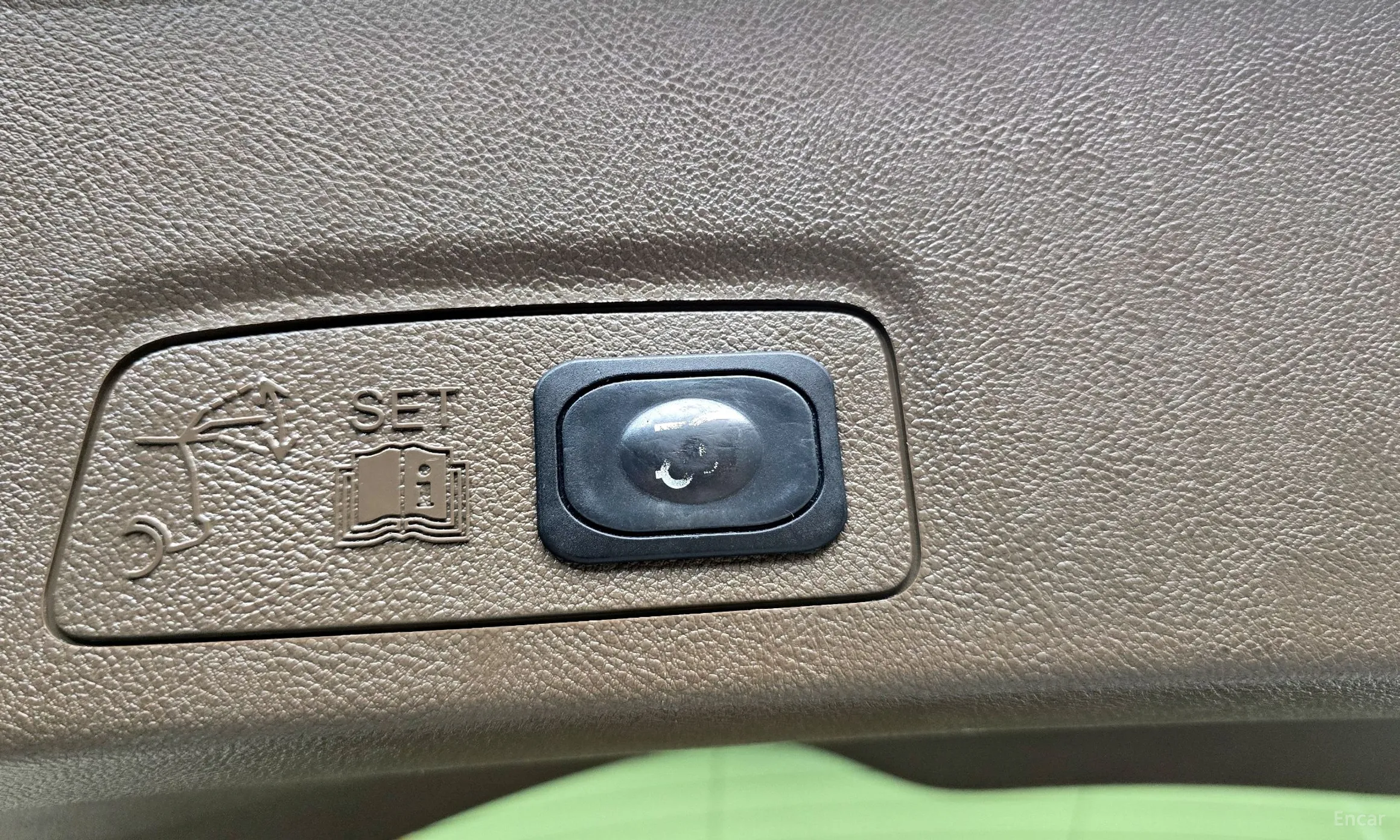 Lincoln MKC превью 20