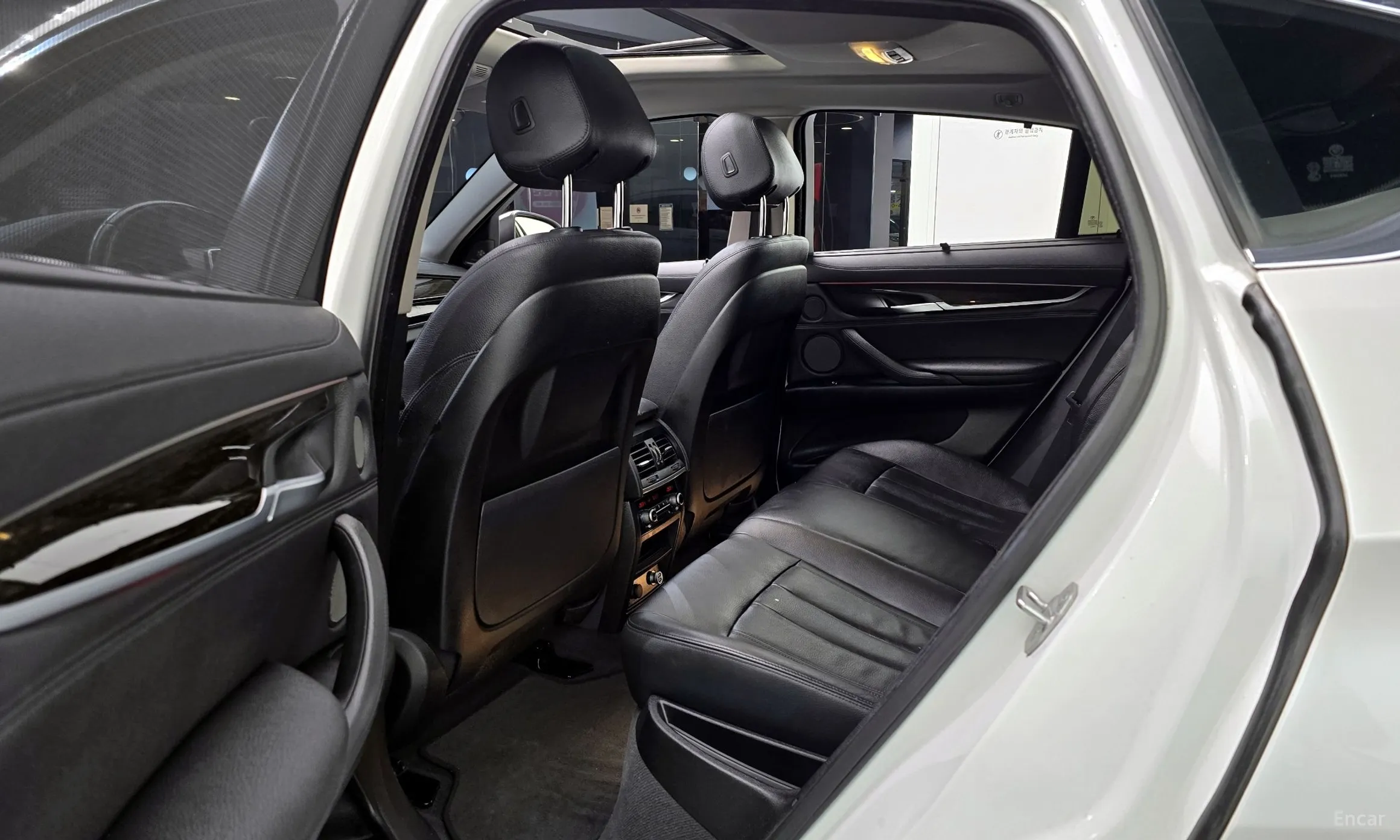 BMW X6 (F16) превью 12