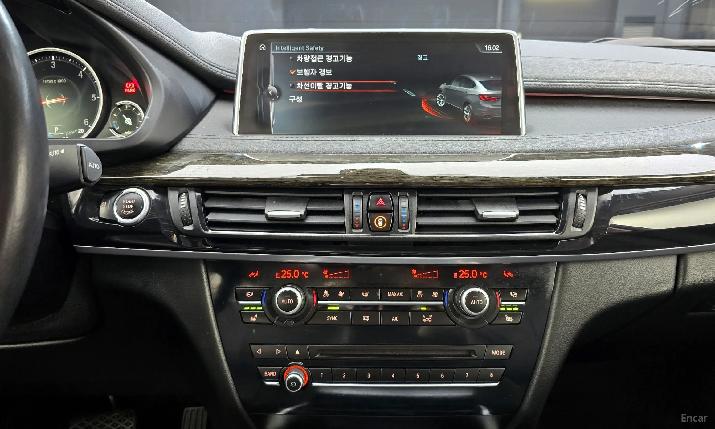 BMW X6 (F16) превью 15