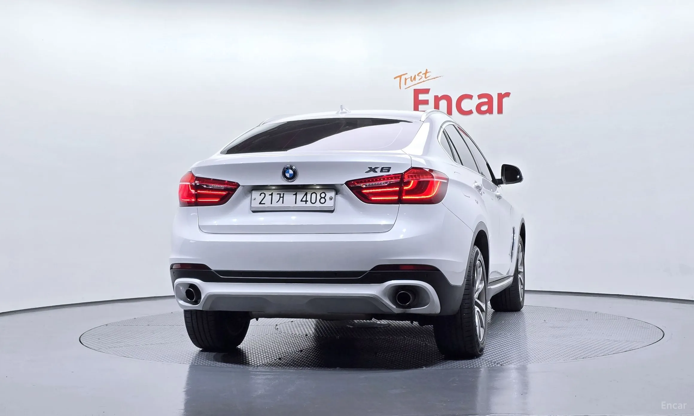 BMW X6 (F16) превью 4