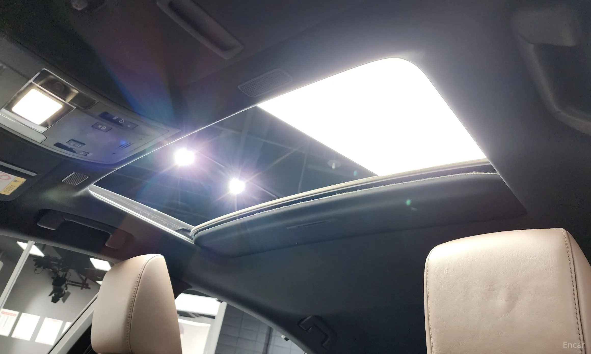 Lexus ES300h 7th Generation превью 18