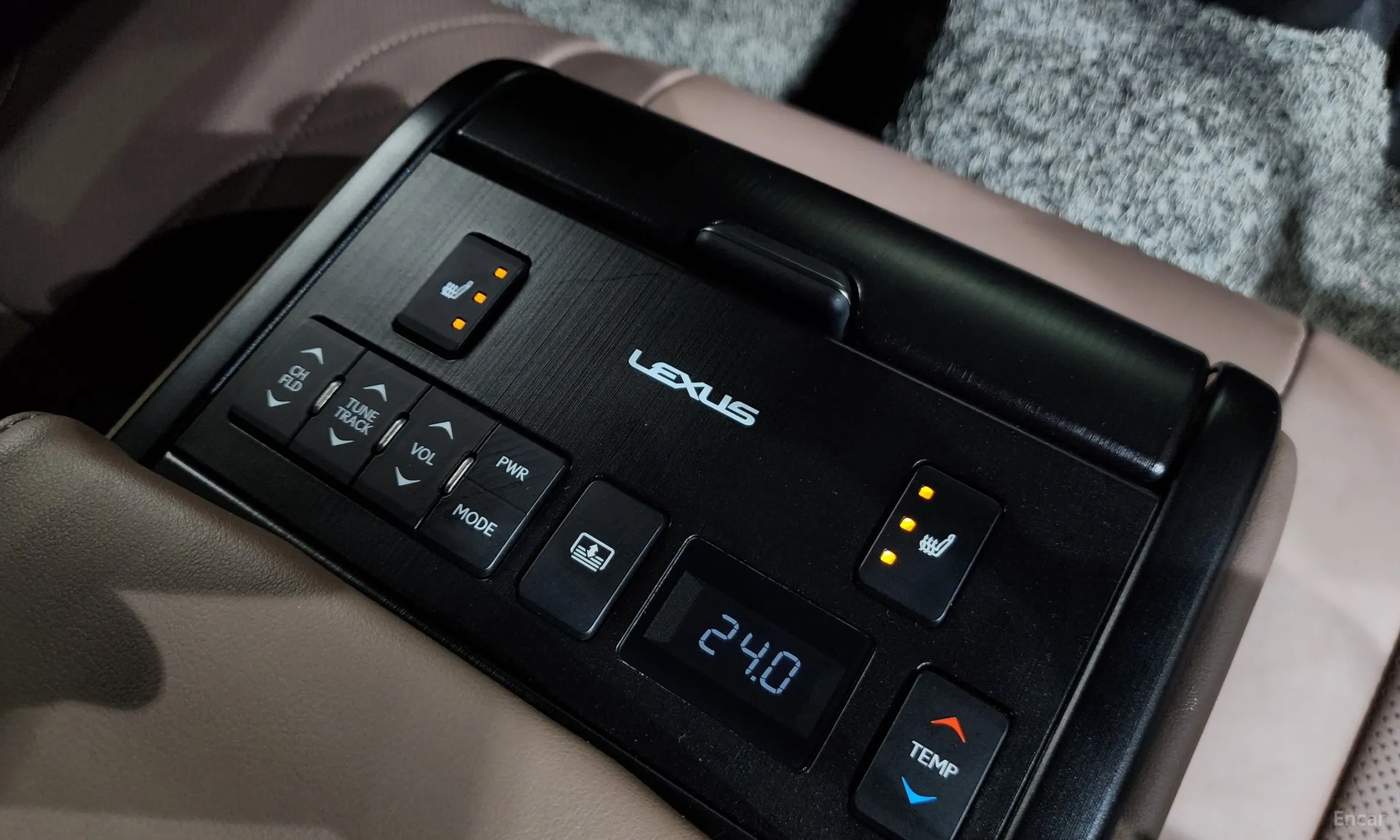 Lexus ES300h 7th Generation превью 19