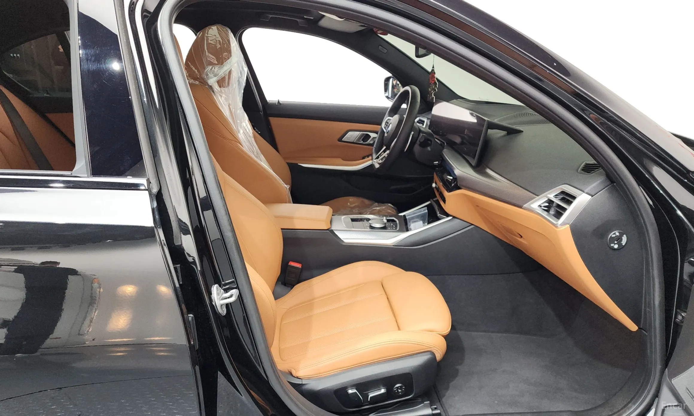 BMW 3 Series (G20) превью 11