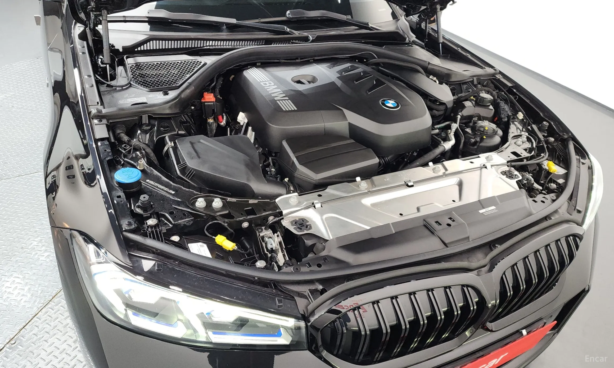 BMW 3 Series (G20) превью 6