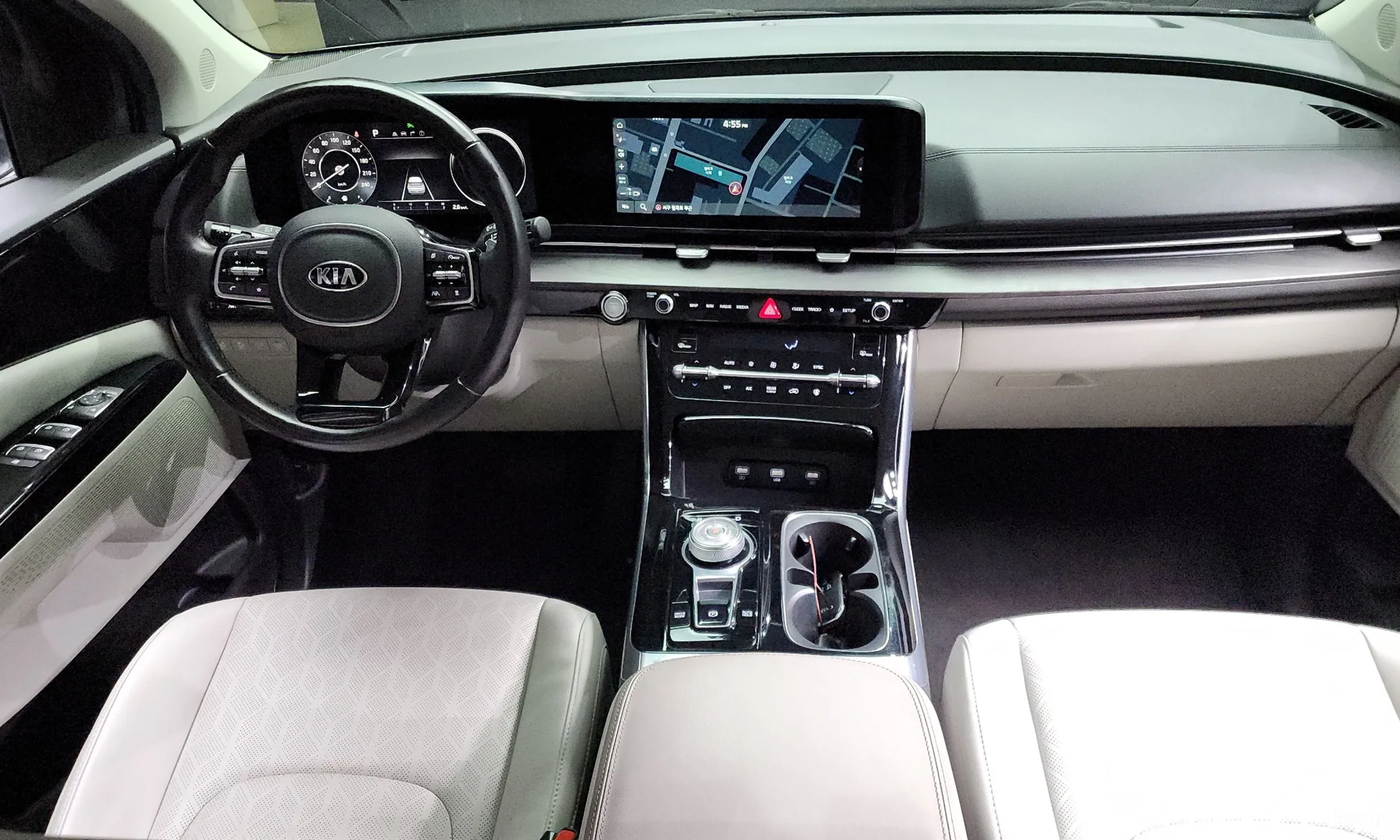 Kia Carnival Gen 4 превью 7