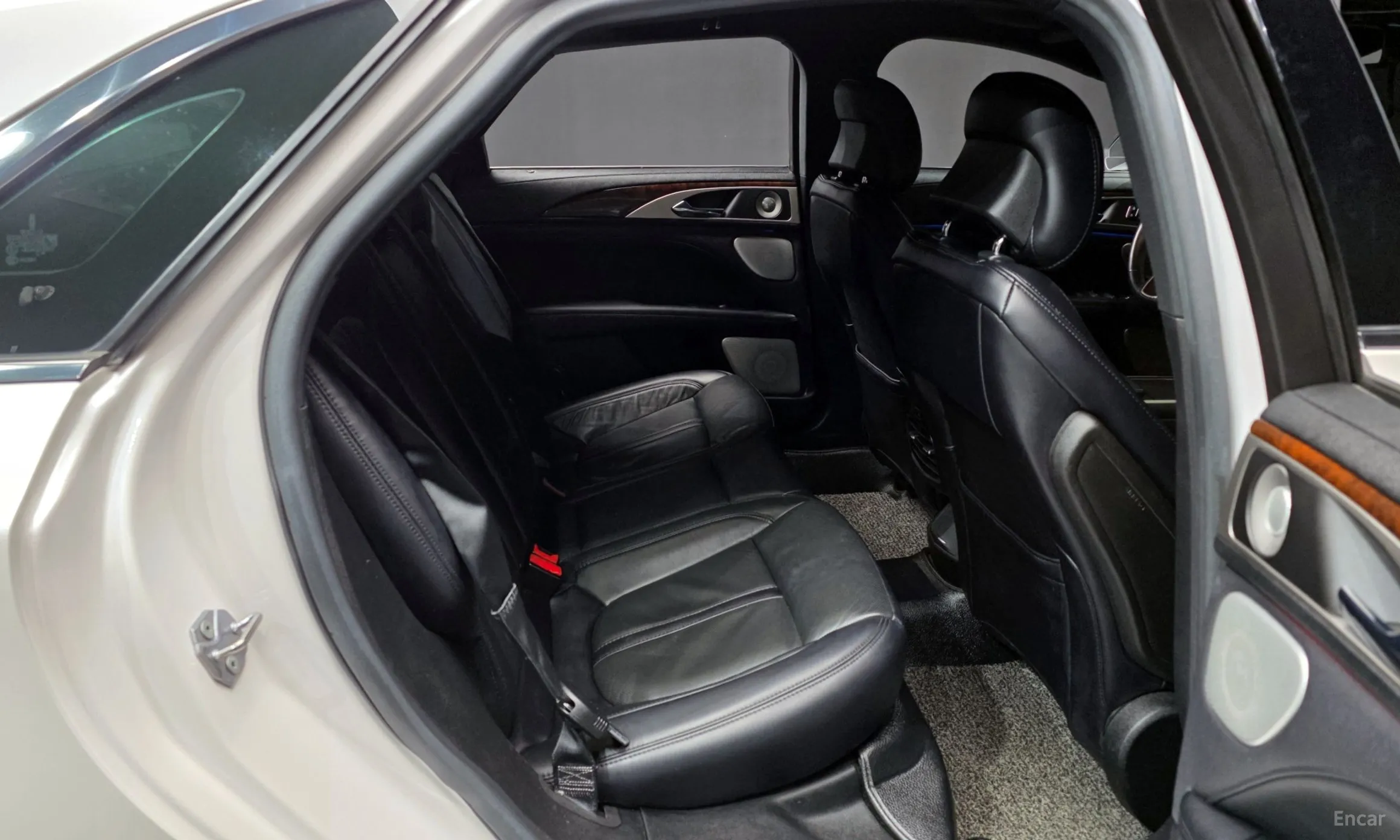 Lincoln New MKZ превью 12