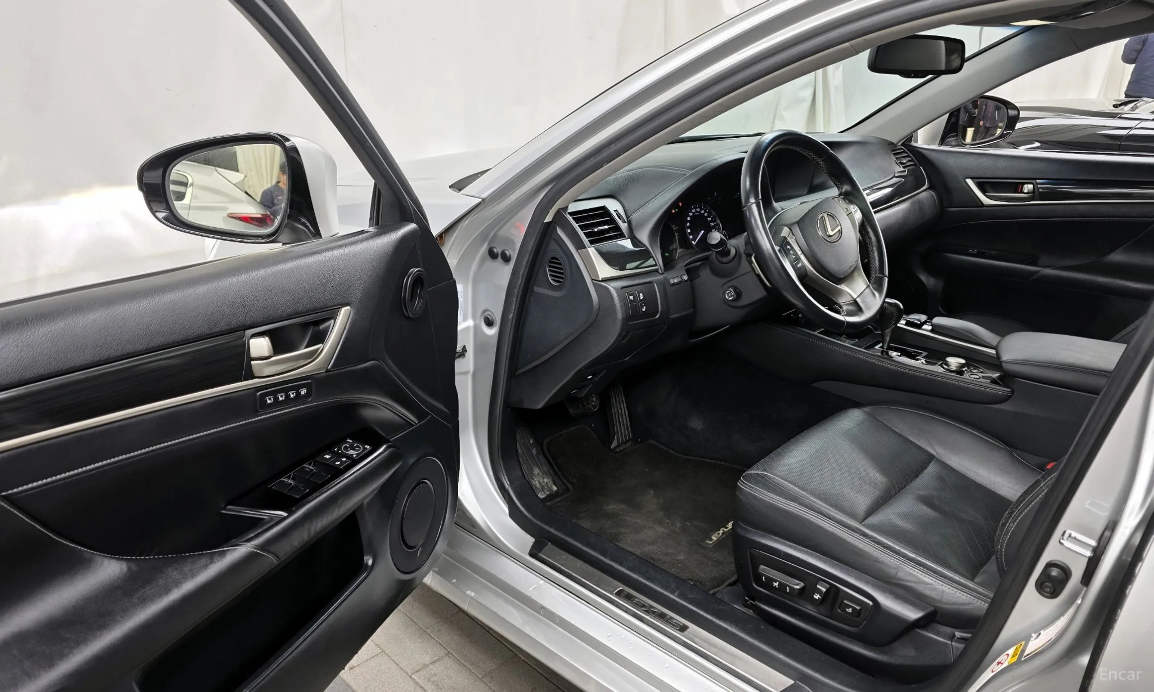 Lexus New GS350 превью 10