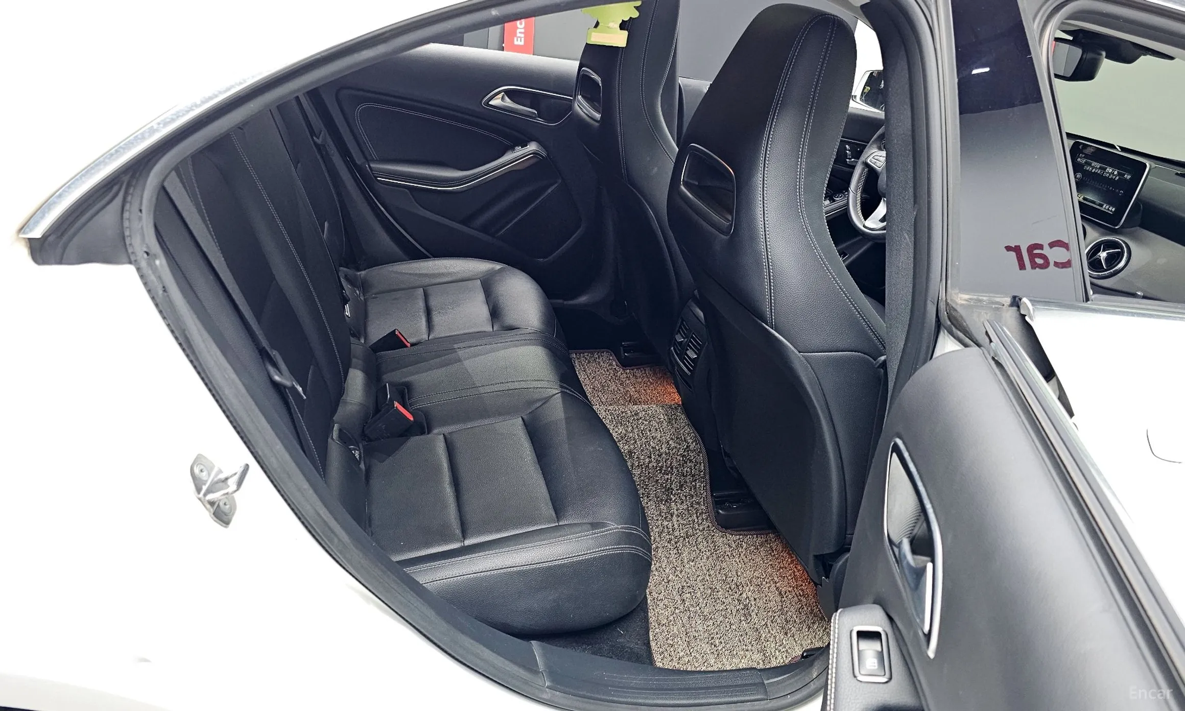 Mercedes Benz CLA-Class C117 превью 12