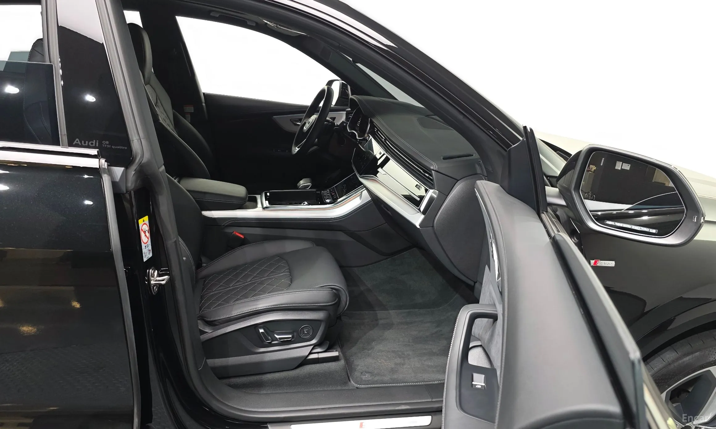 Audi Q8 (4M) превью 11