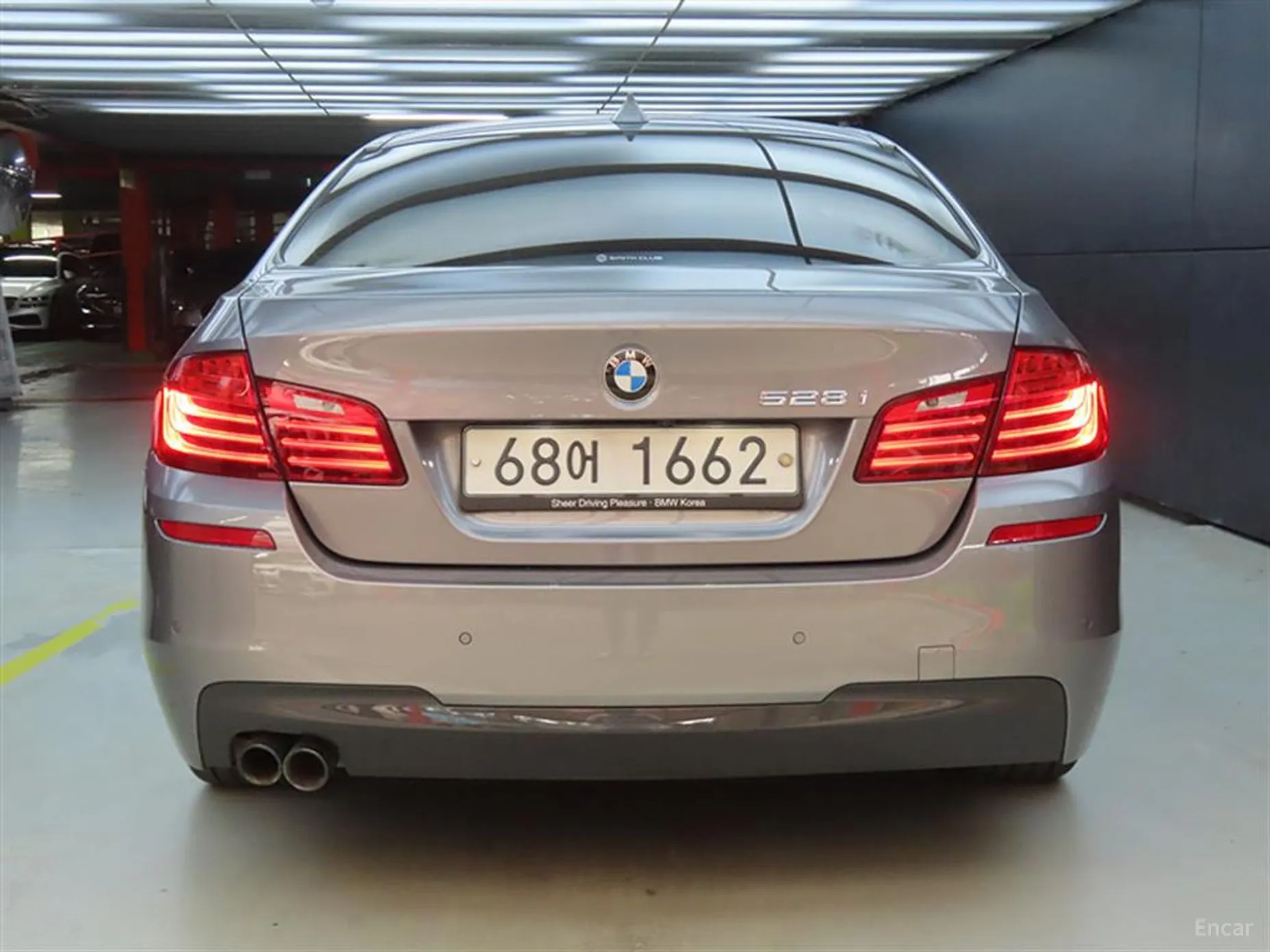 BMW 5 Series (F10) превью 3