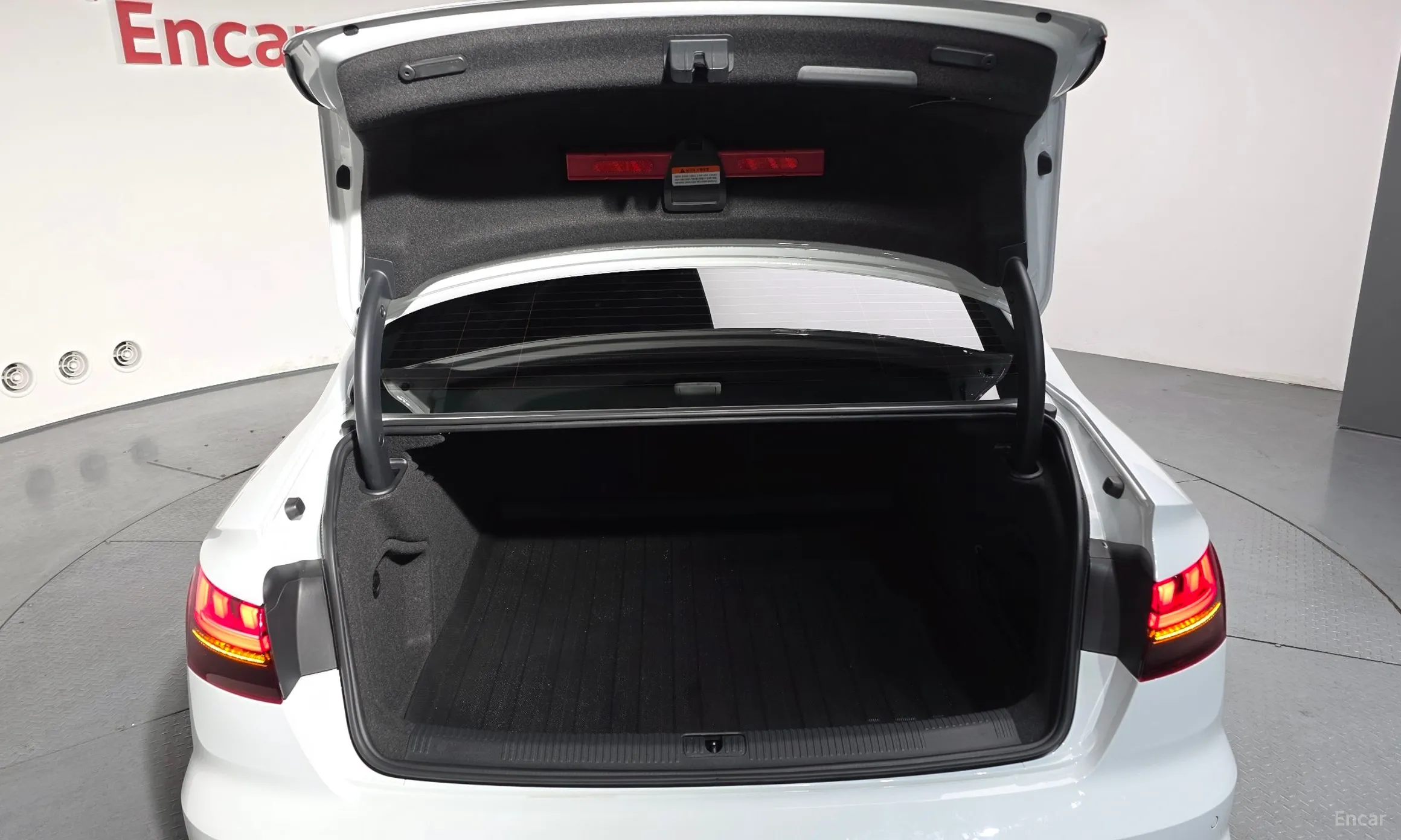Audi A4 (B9) превью 20