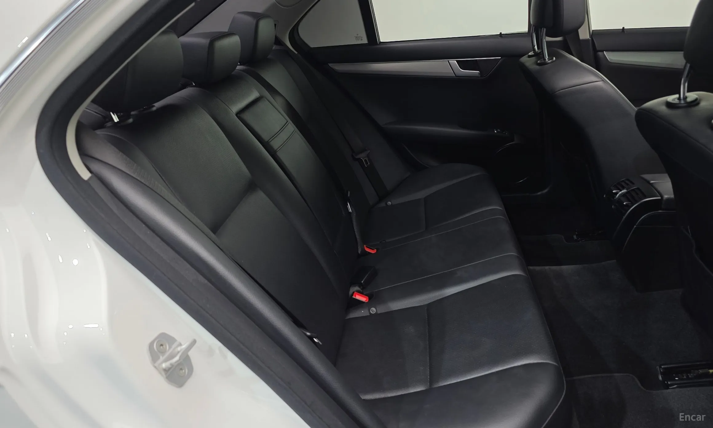 Mercedes Benz C-Class W204 превью 12