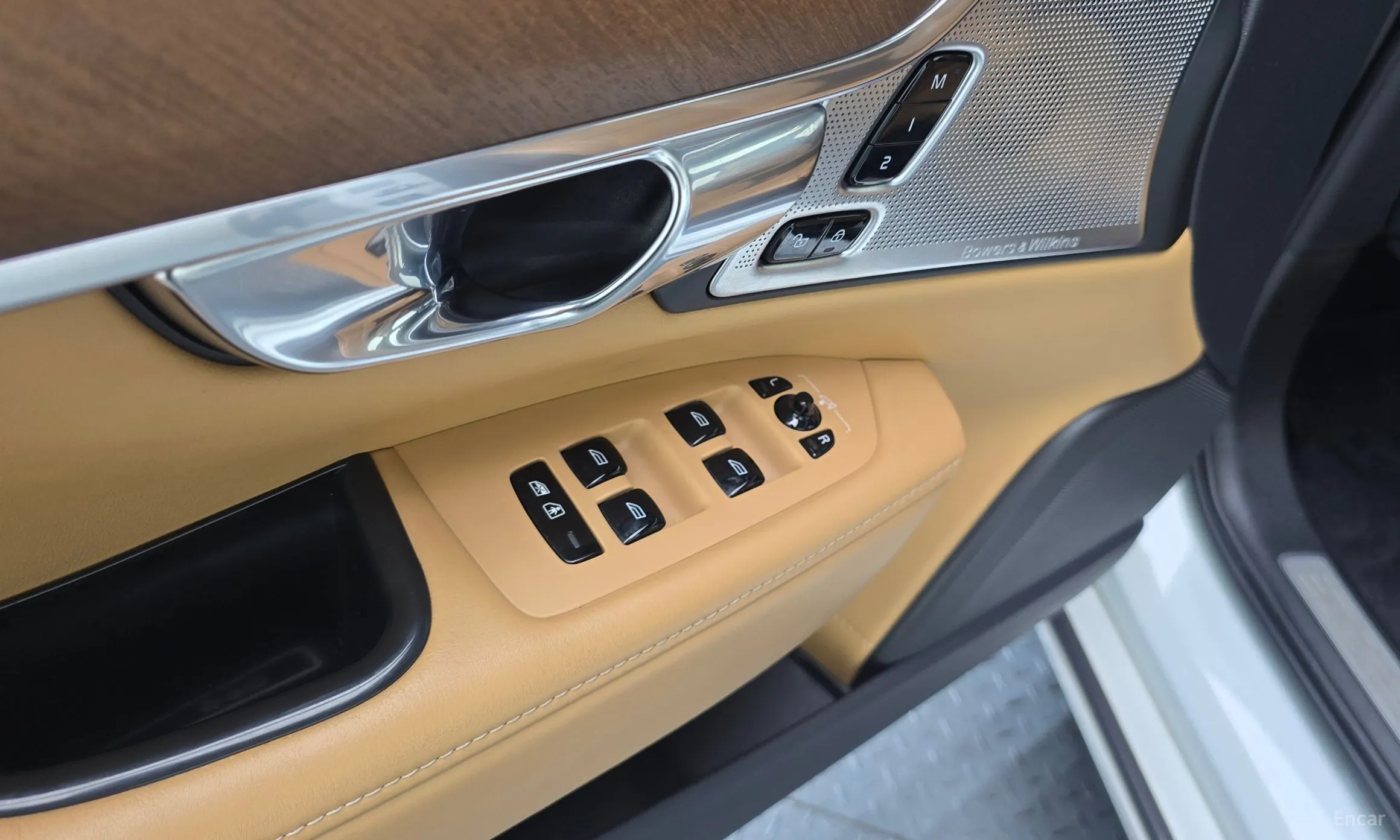 Volvo S90 превью 14