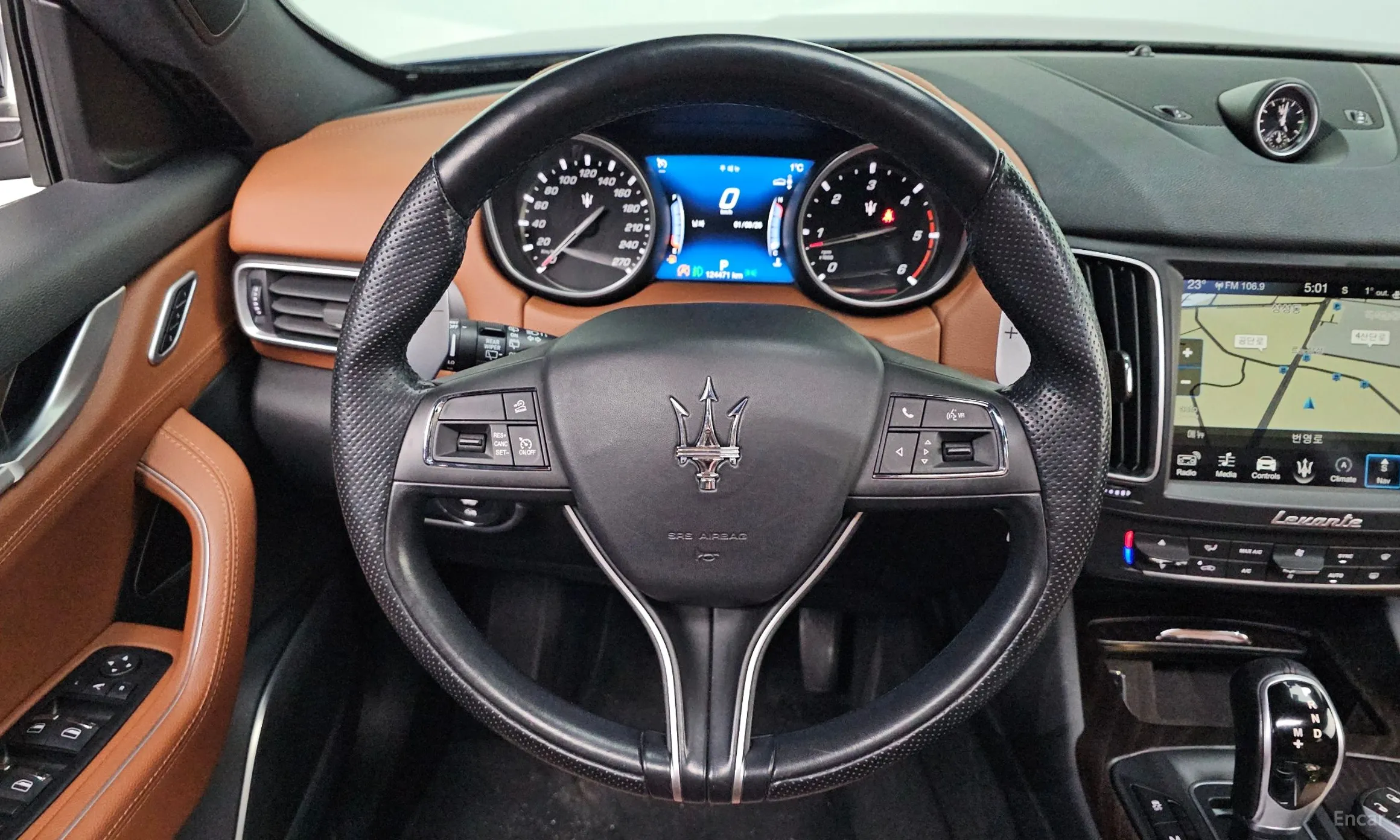Maserati Levante превью 13