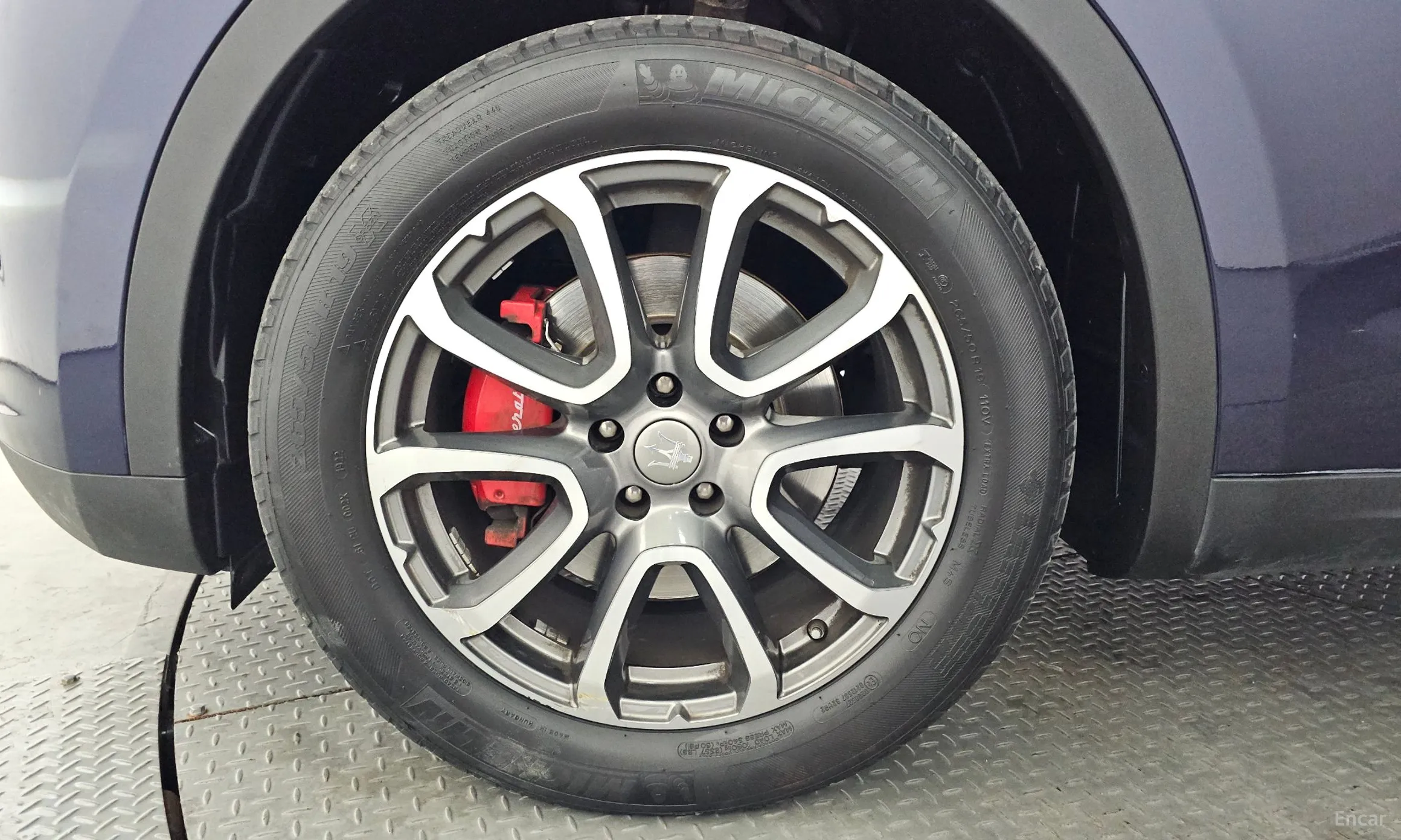 Maserati Levante превью 5