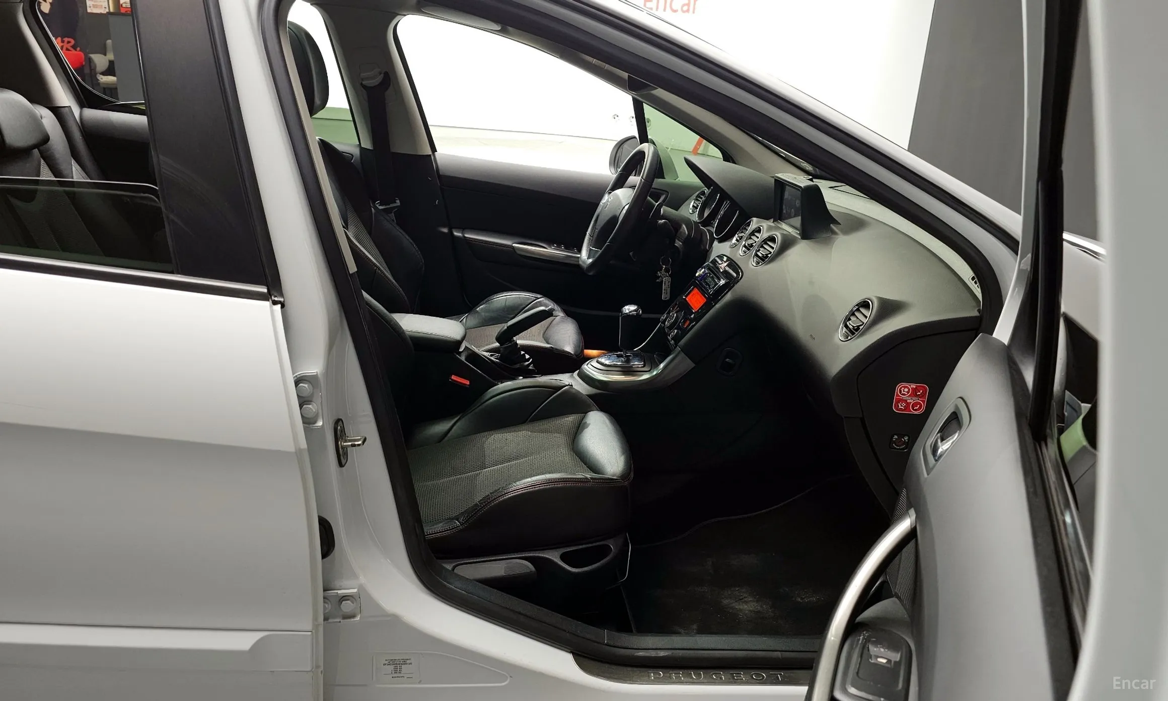 Peugeot 308 превью 11