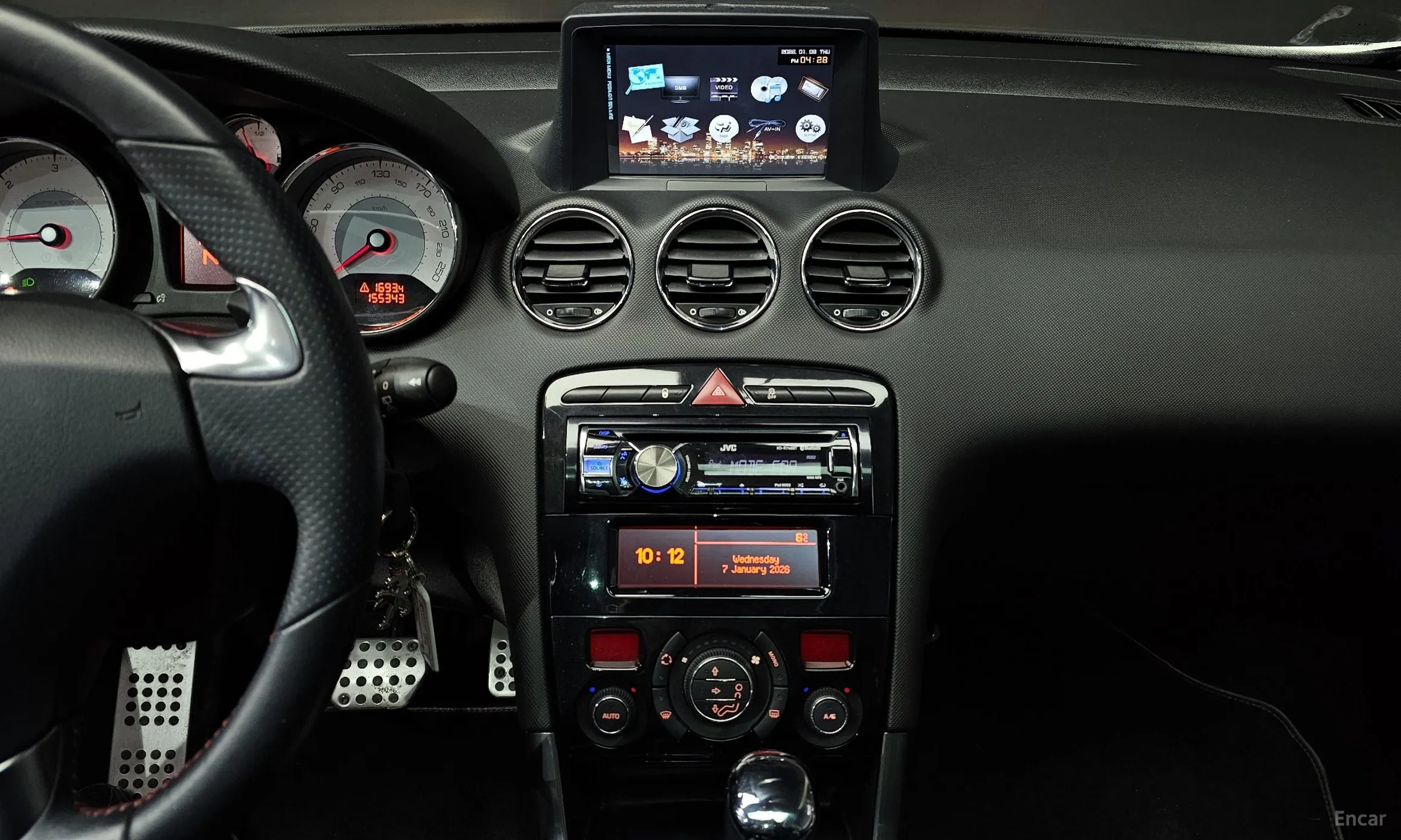 Peugeot 308 превью 14