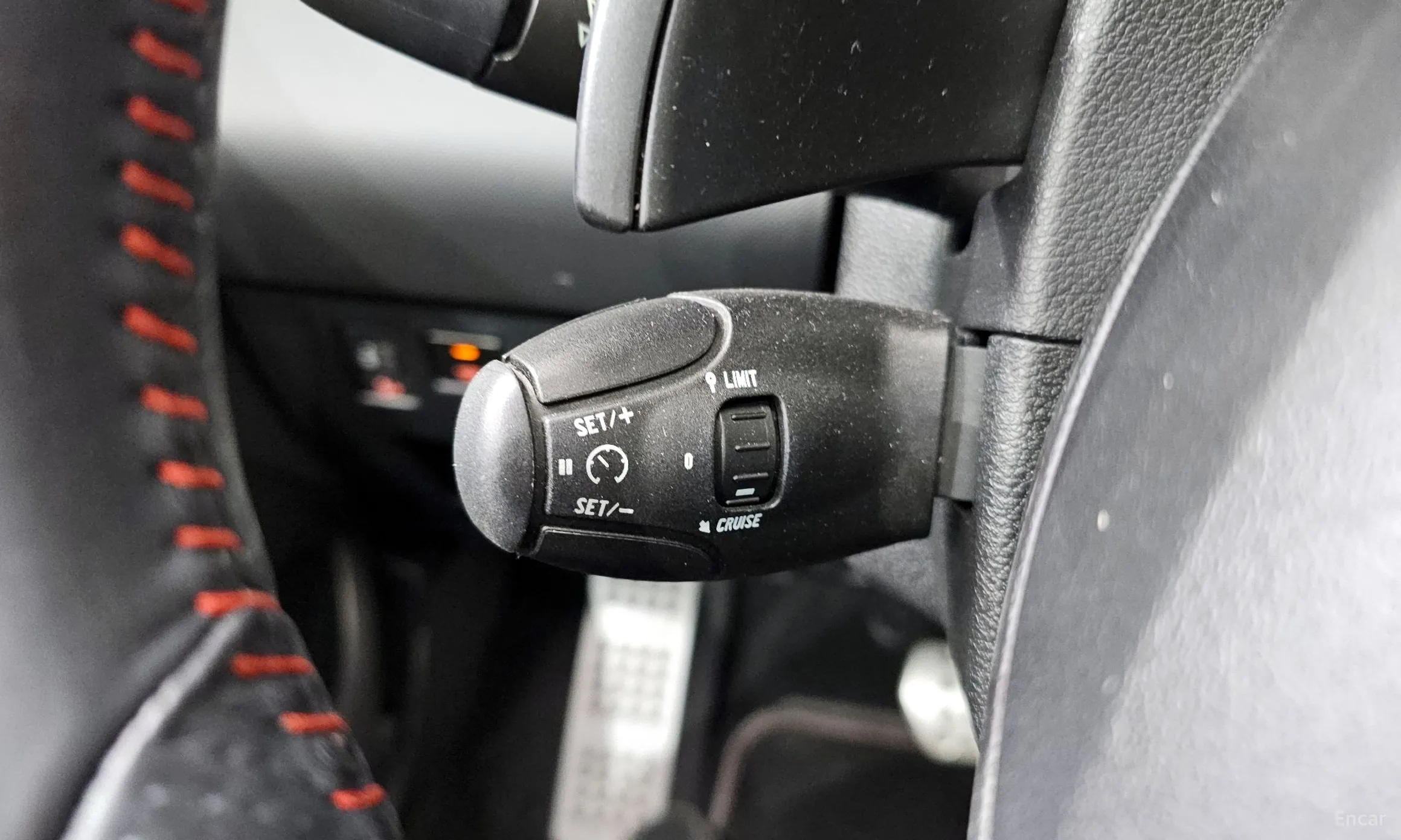 Peugeot 308 превью 18