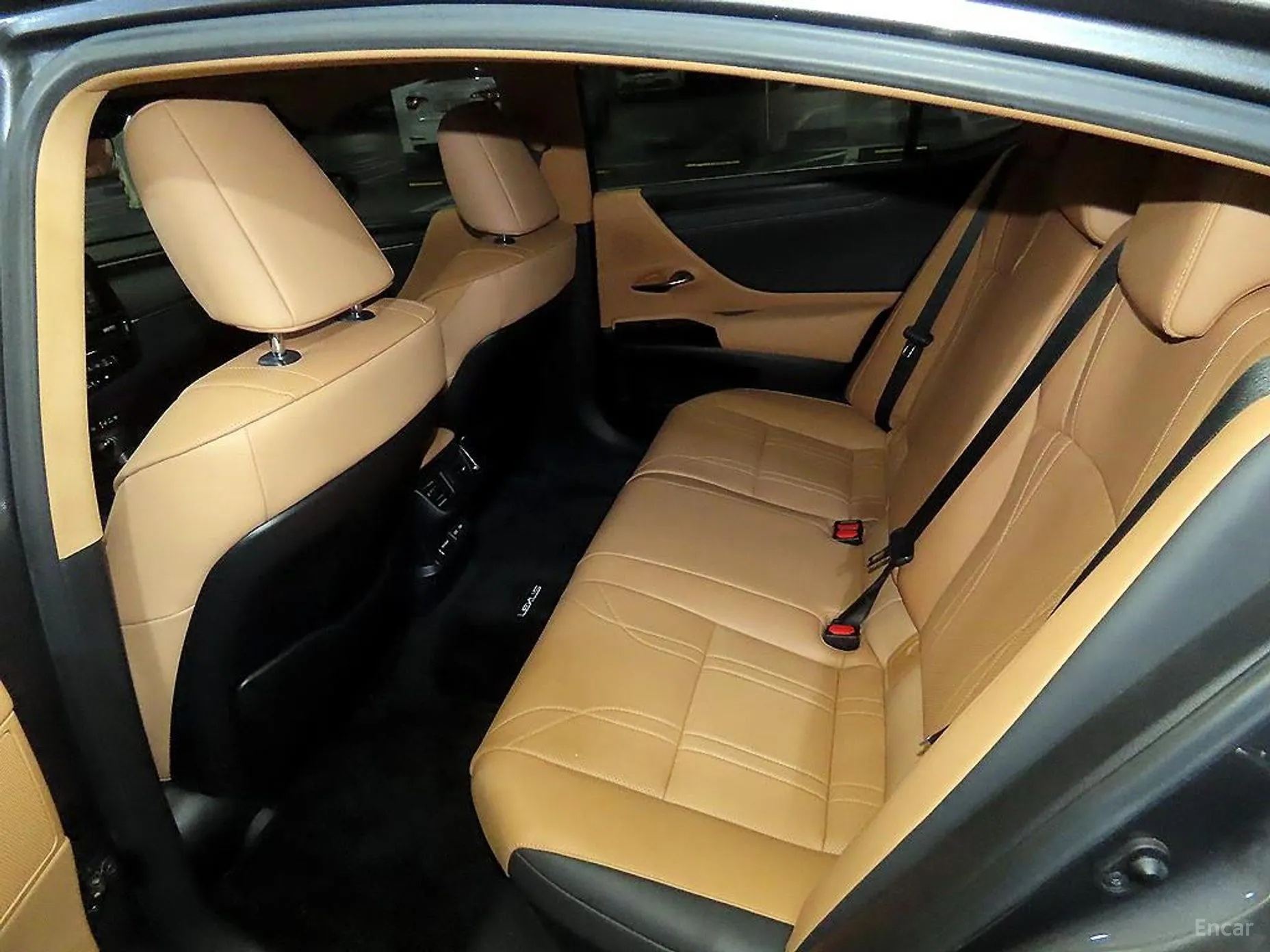 Lexus ES300h 7th Generation превью 10