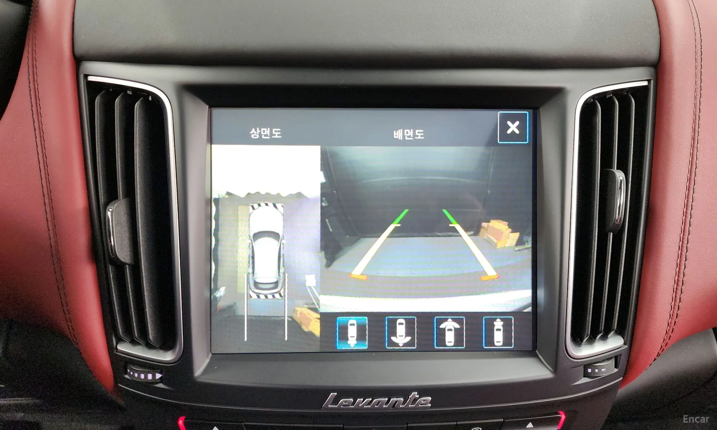 Maserati Levante превью 15