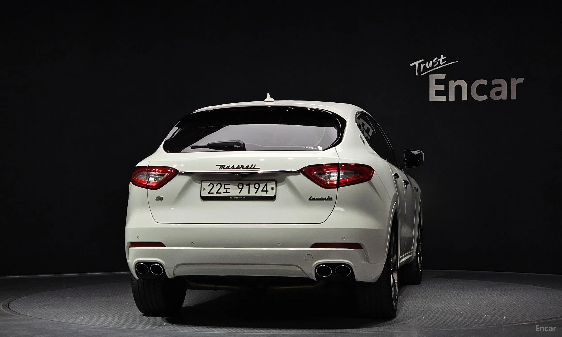 Maserati Levante превью 4