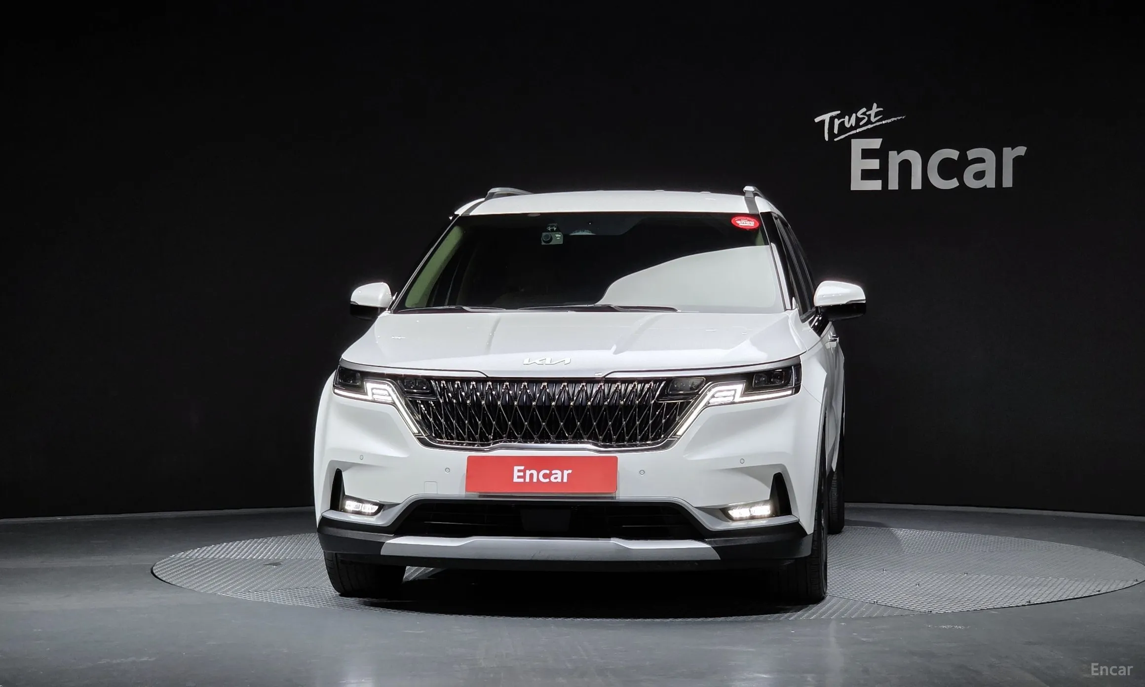 Kia Carnival Gen 4 превью 3