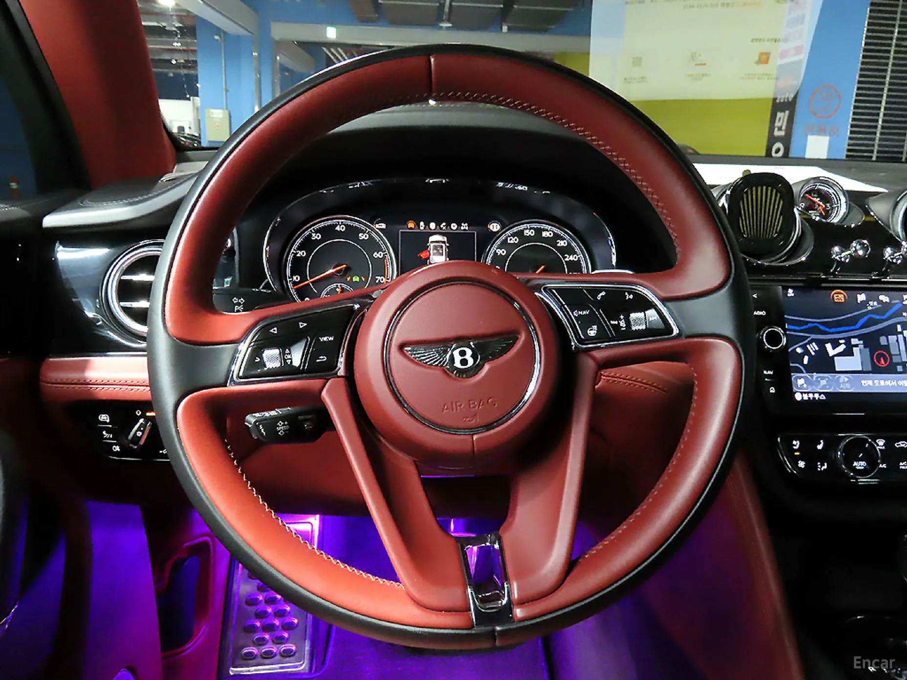 Bentley Bentayga превью 11