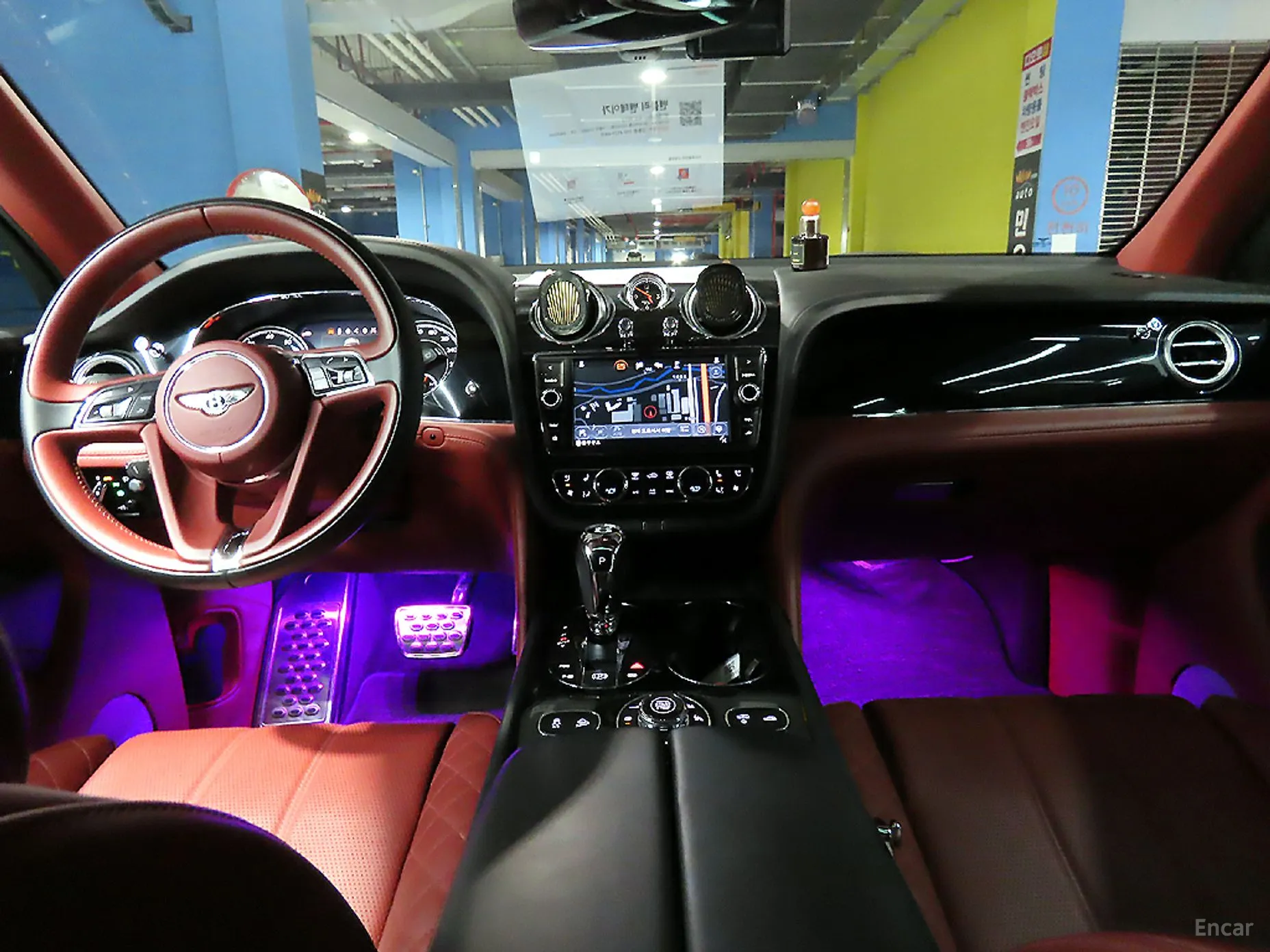 Bentley Bentayga превью 5