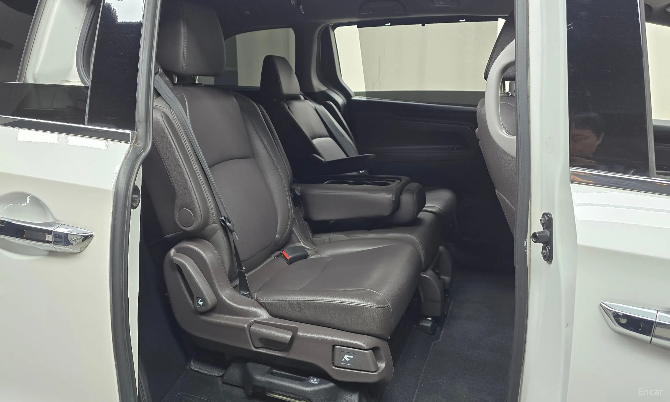Honda Odyssey превью 12