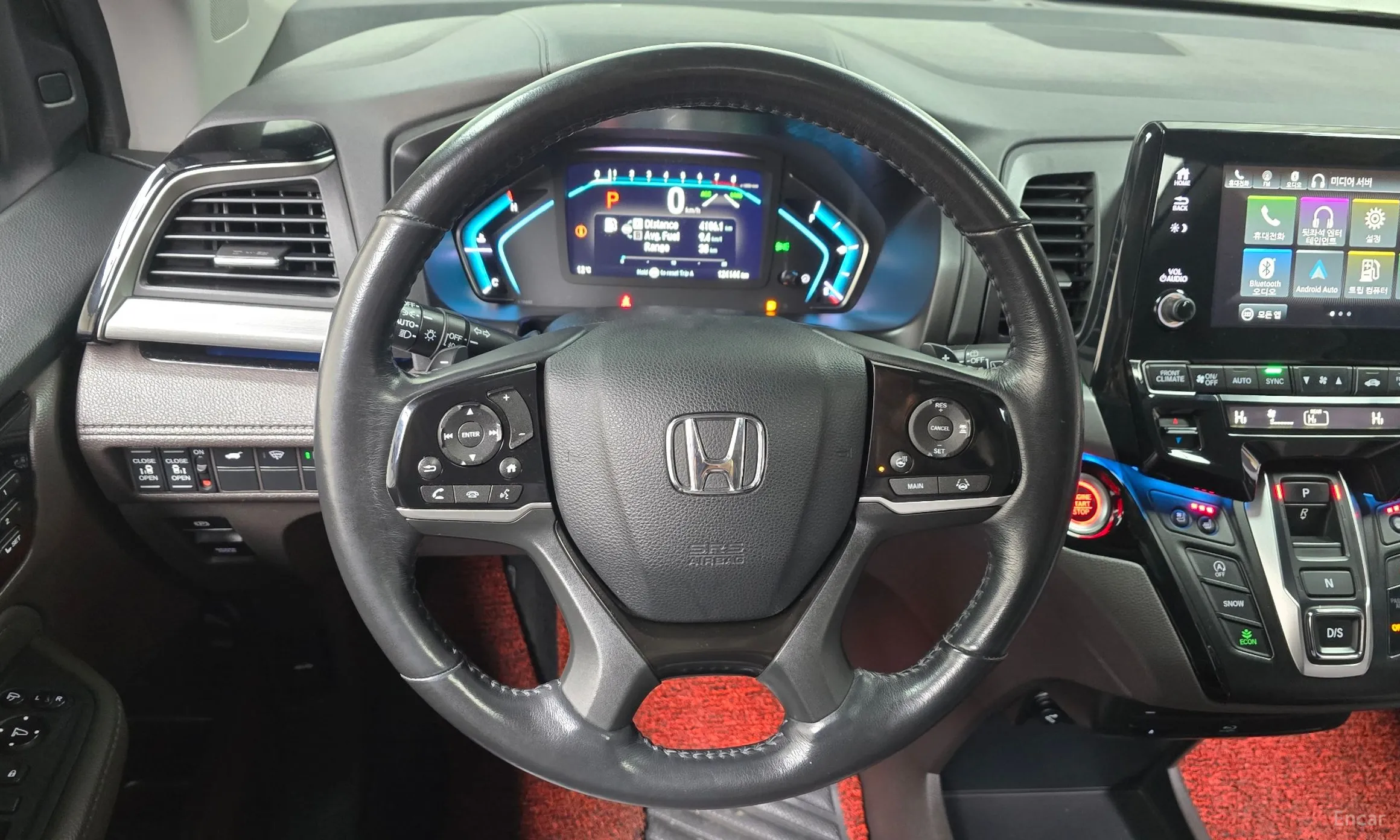 Honda Odyssey превью 13