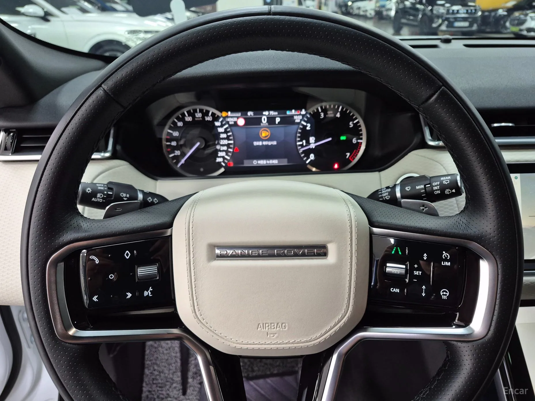 Land Rover Range Rover Bella превью 8