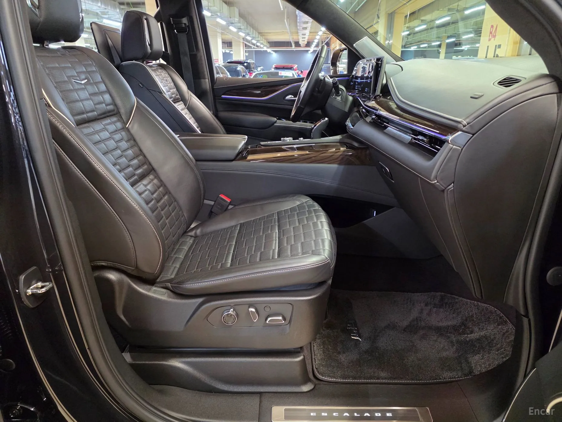 Cadillac Escalade 5th Generation превью 15