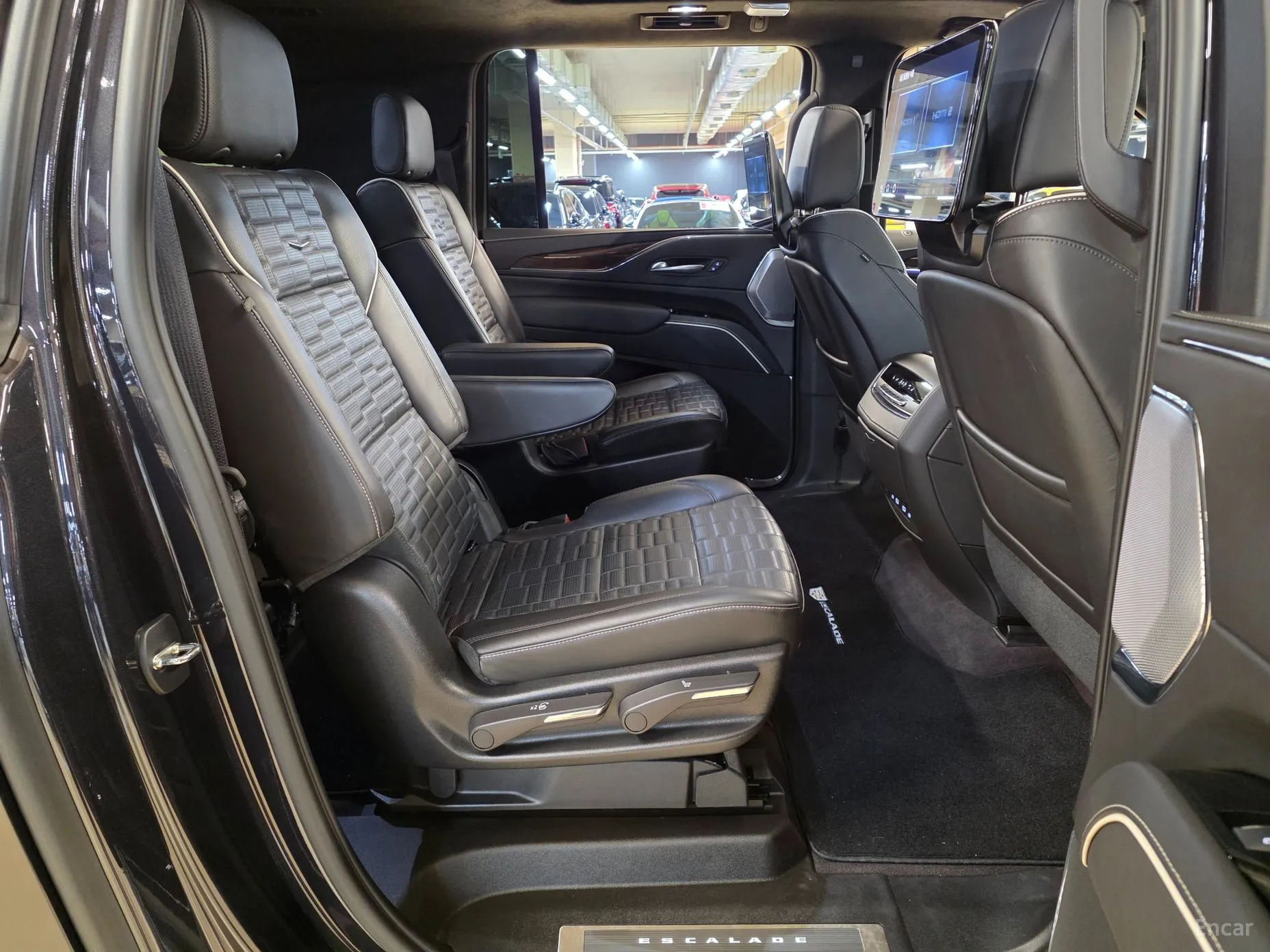 Cadillac Escalade 5th Generation превью 16