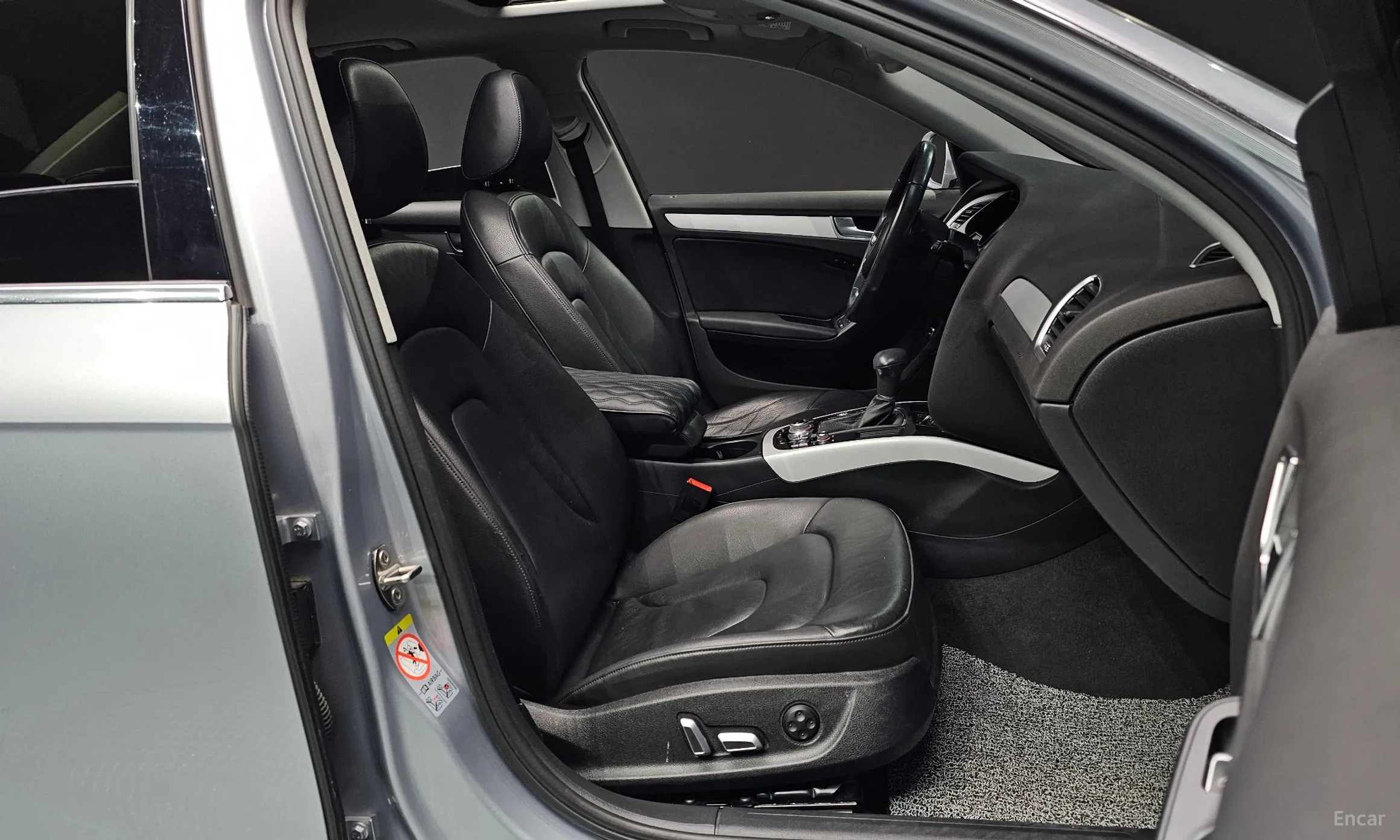 Audi New A4 превью 10