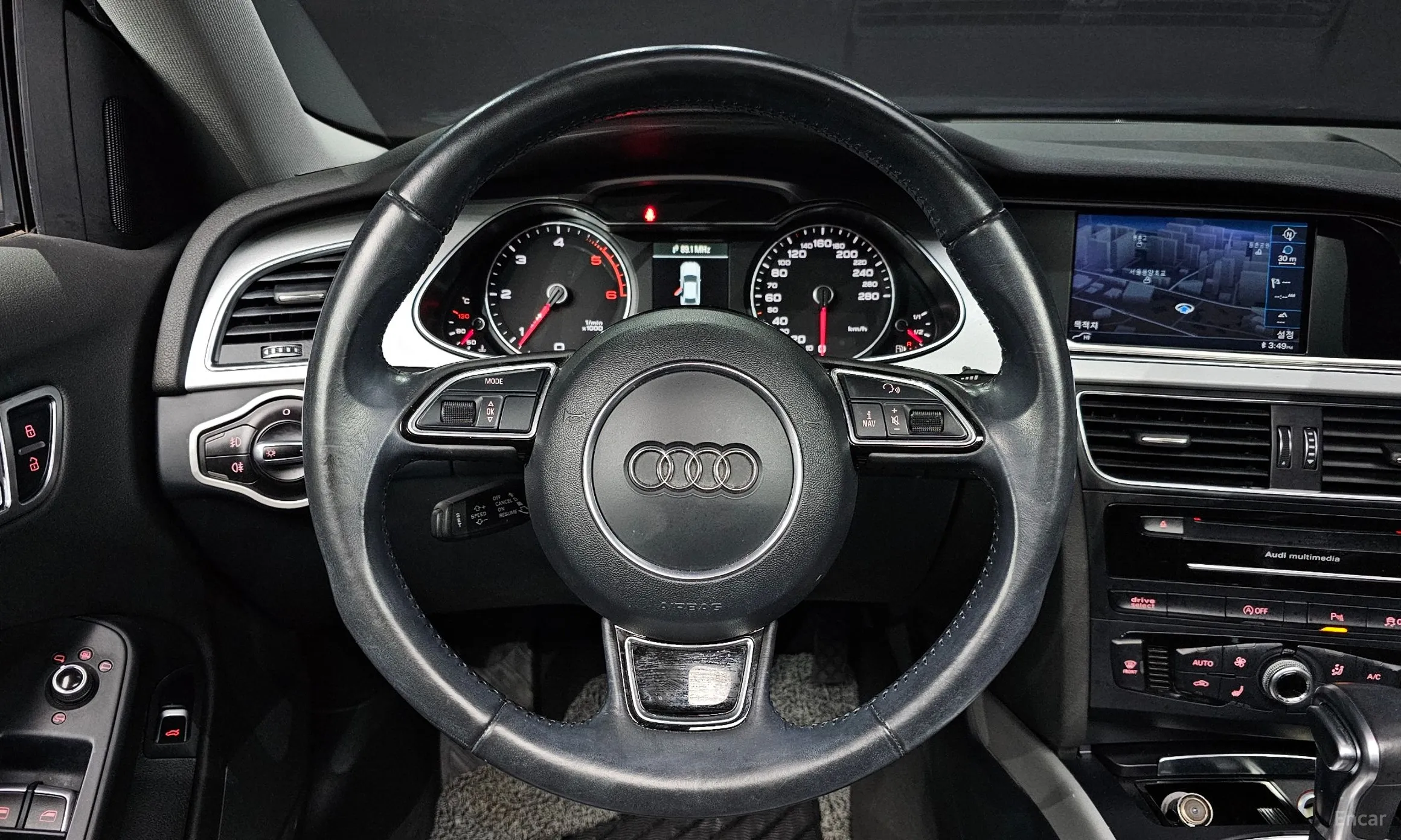 Audi New A4 превью 13