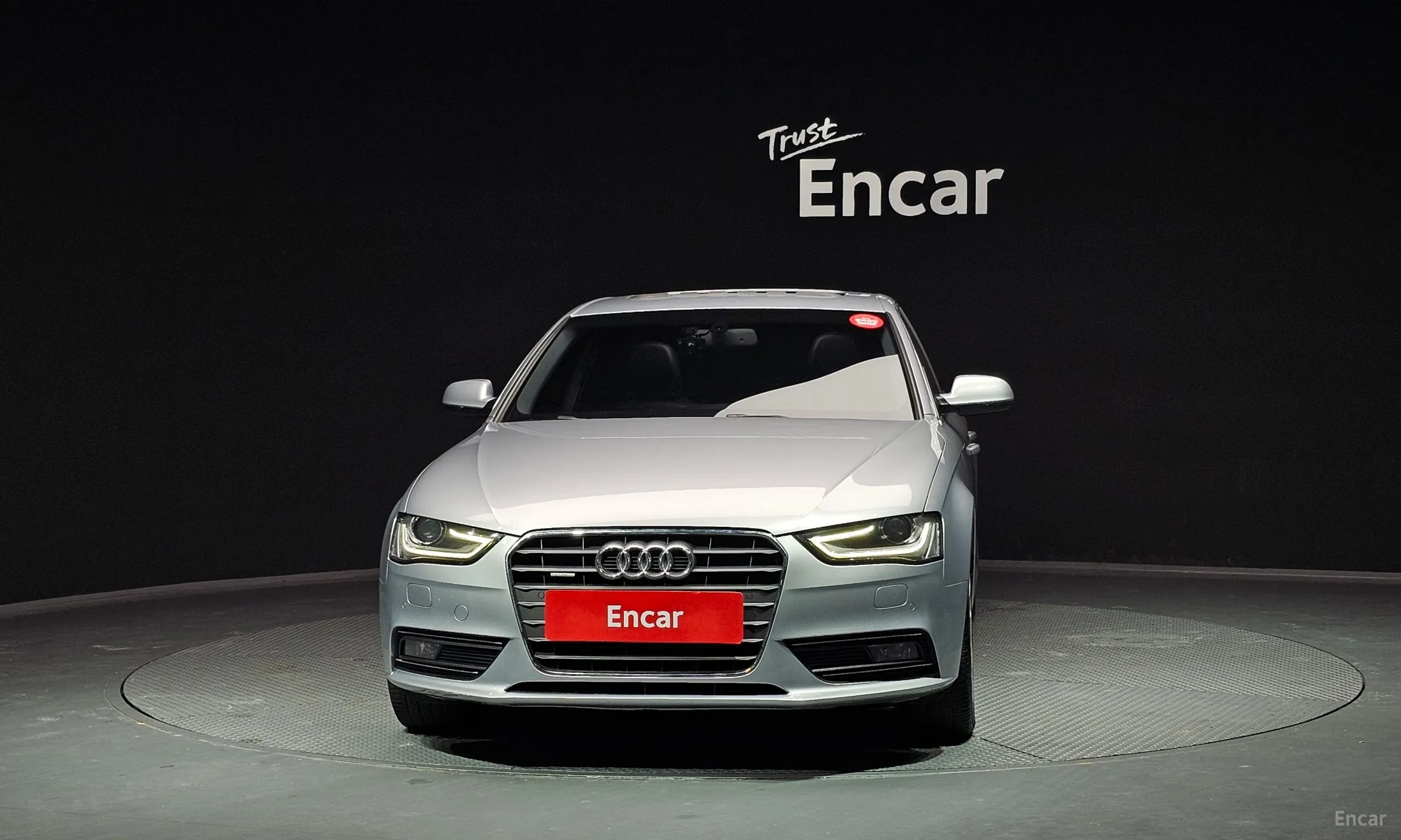 Audi New A4 превью 3