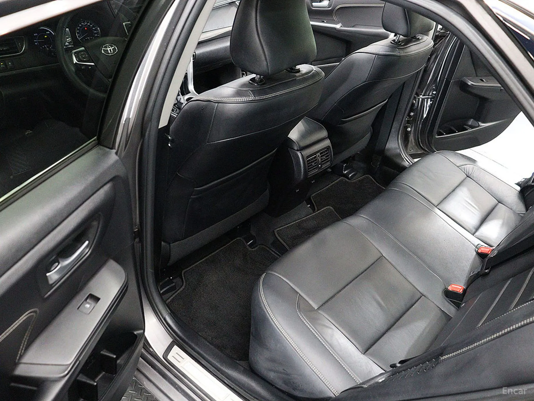 Toyota New Camry превью 16
