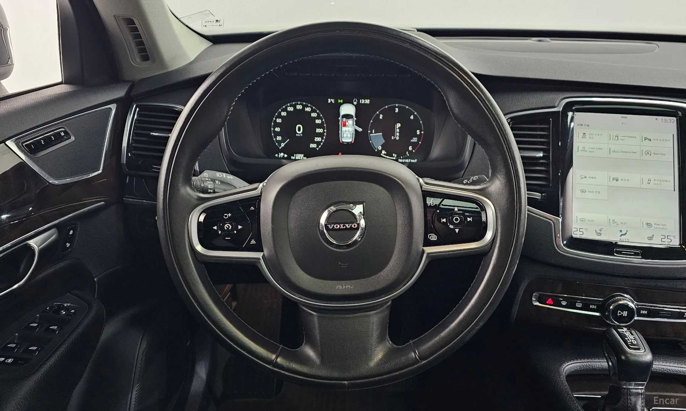 Volvo XC90 Gen 2 превью 13