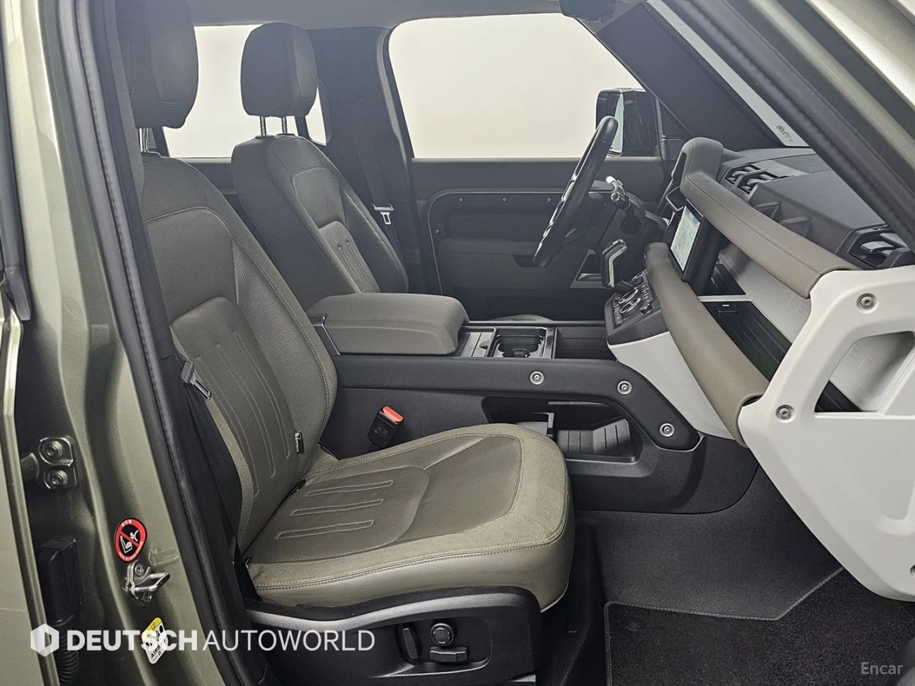 Land Rover Defender (L663) превью 10