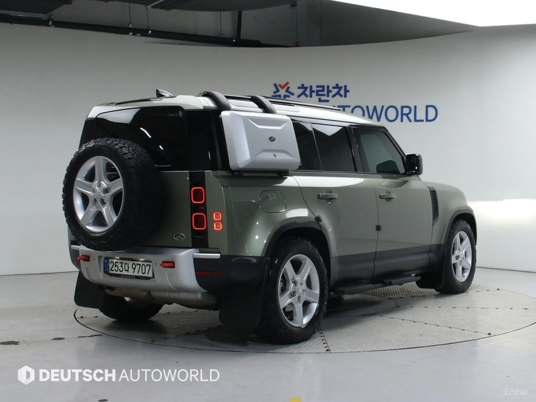 Land Rover Defender (L663) превью 2