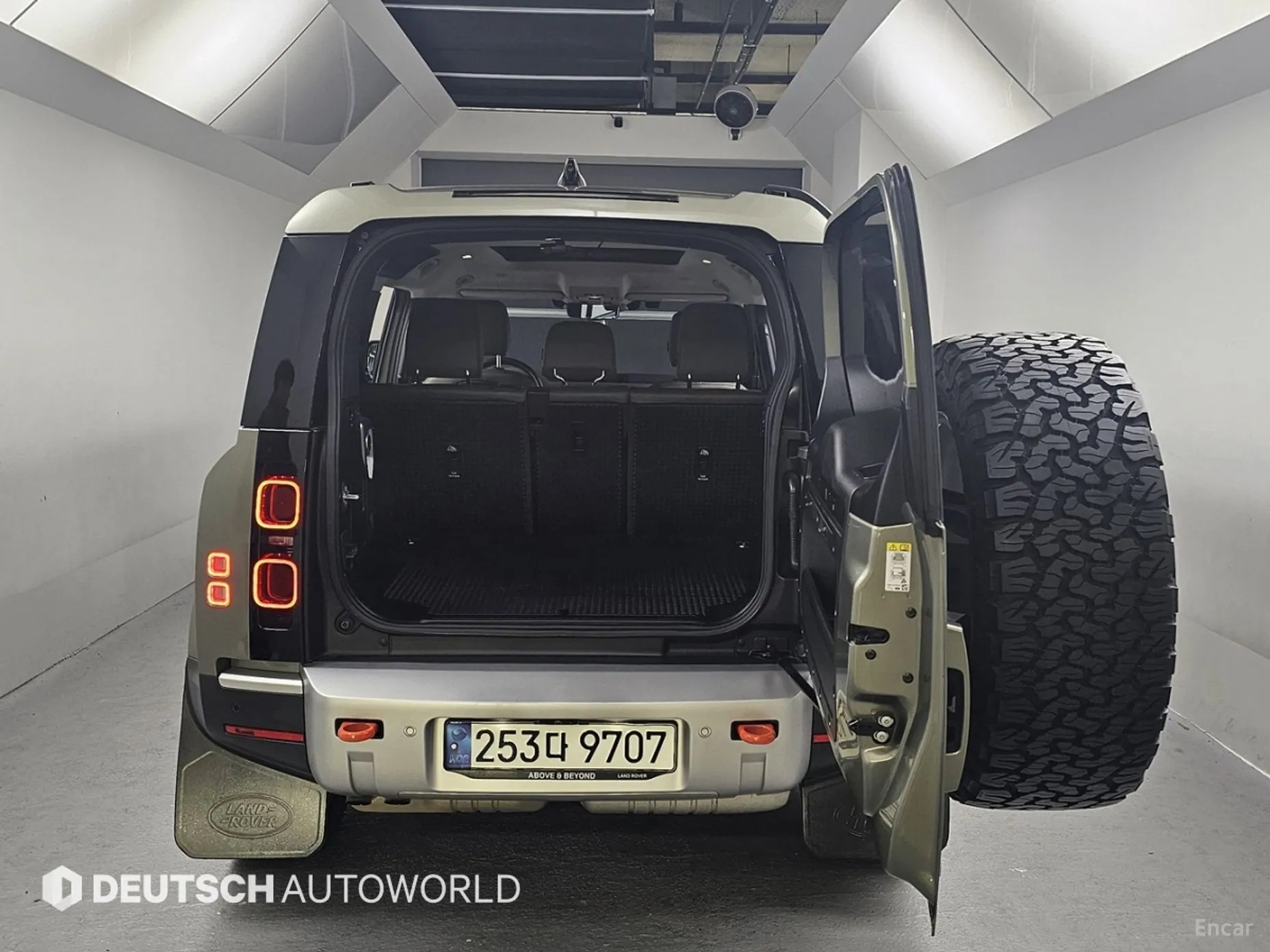Land Rover Defender (L663) превью 20
