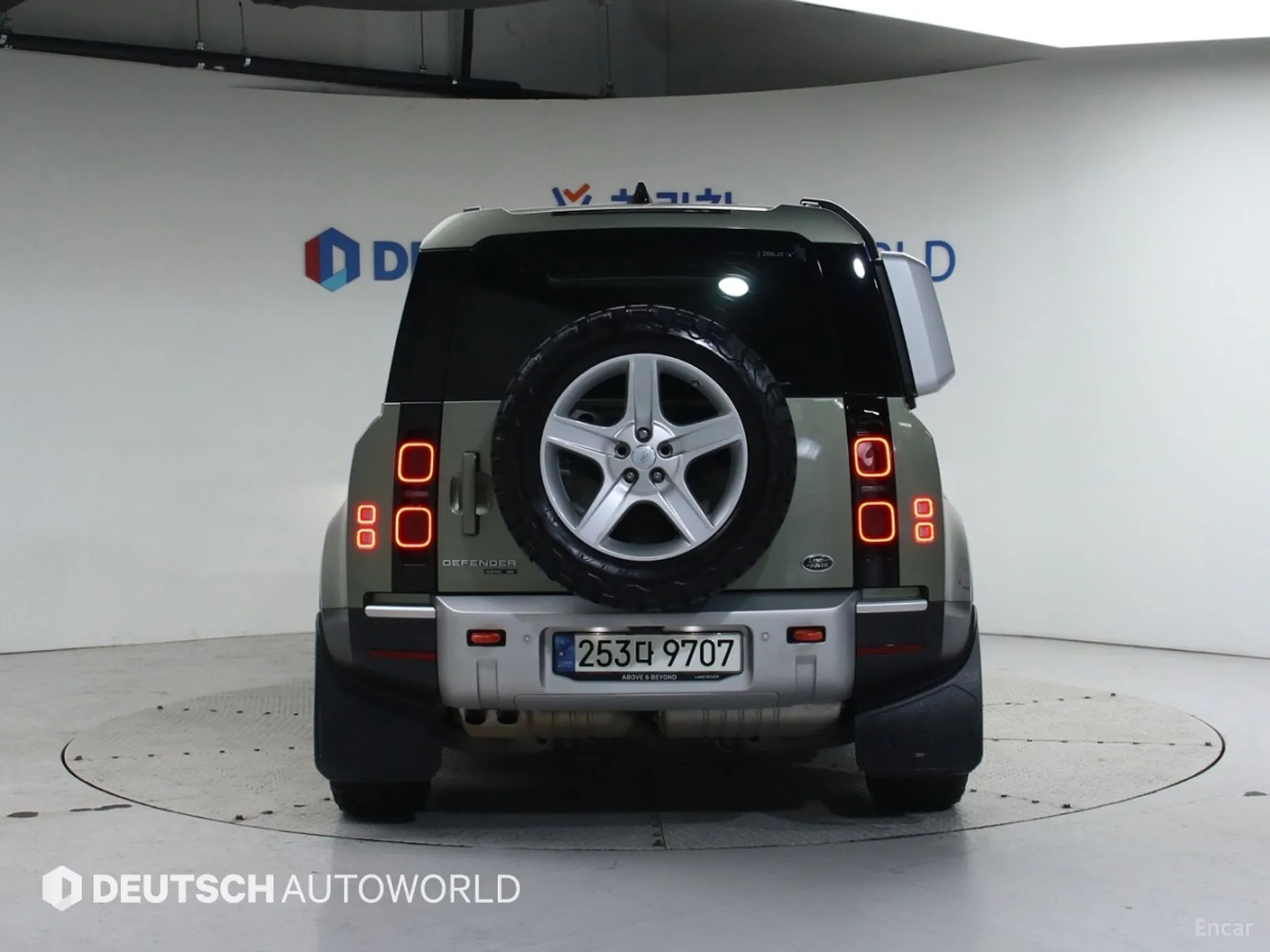 Land Rover Defender (L663) превью 4