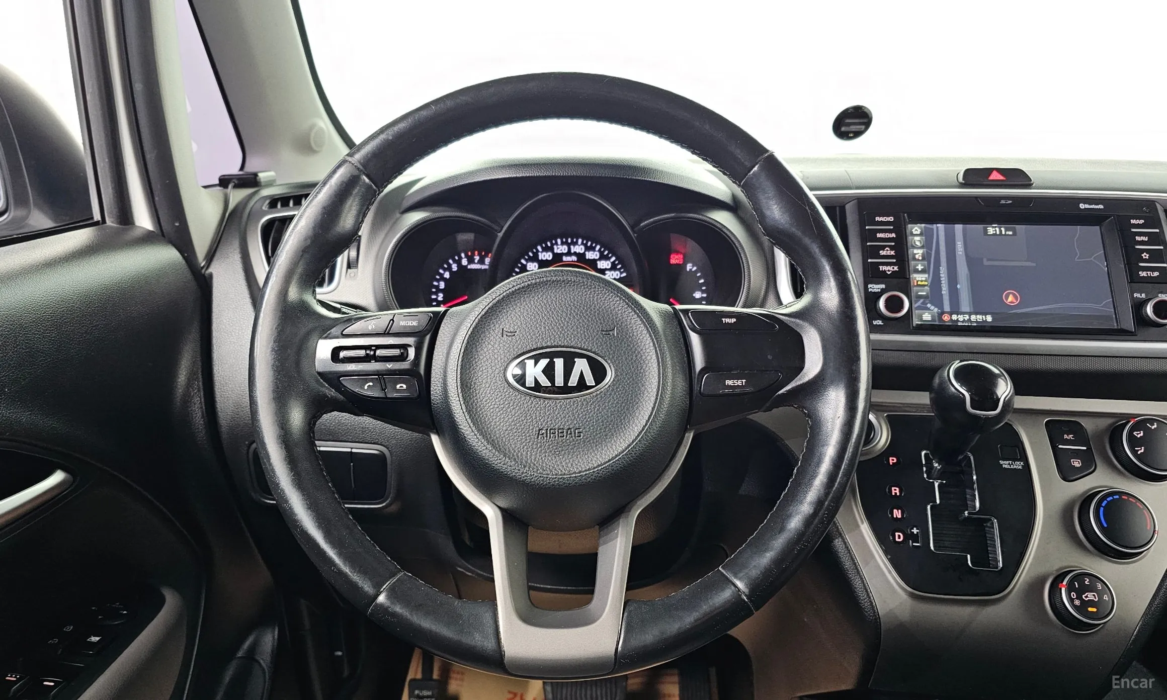 Kia Ray превью 16