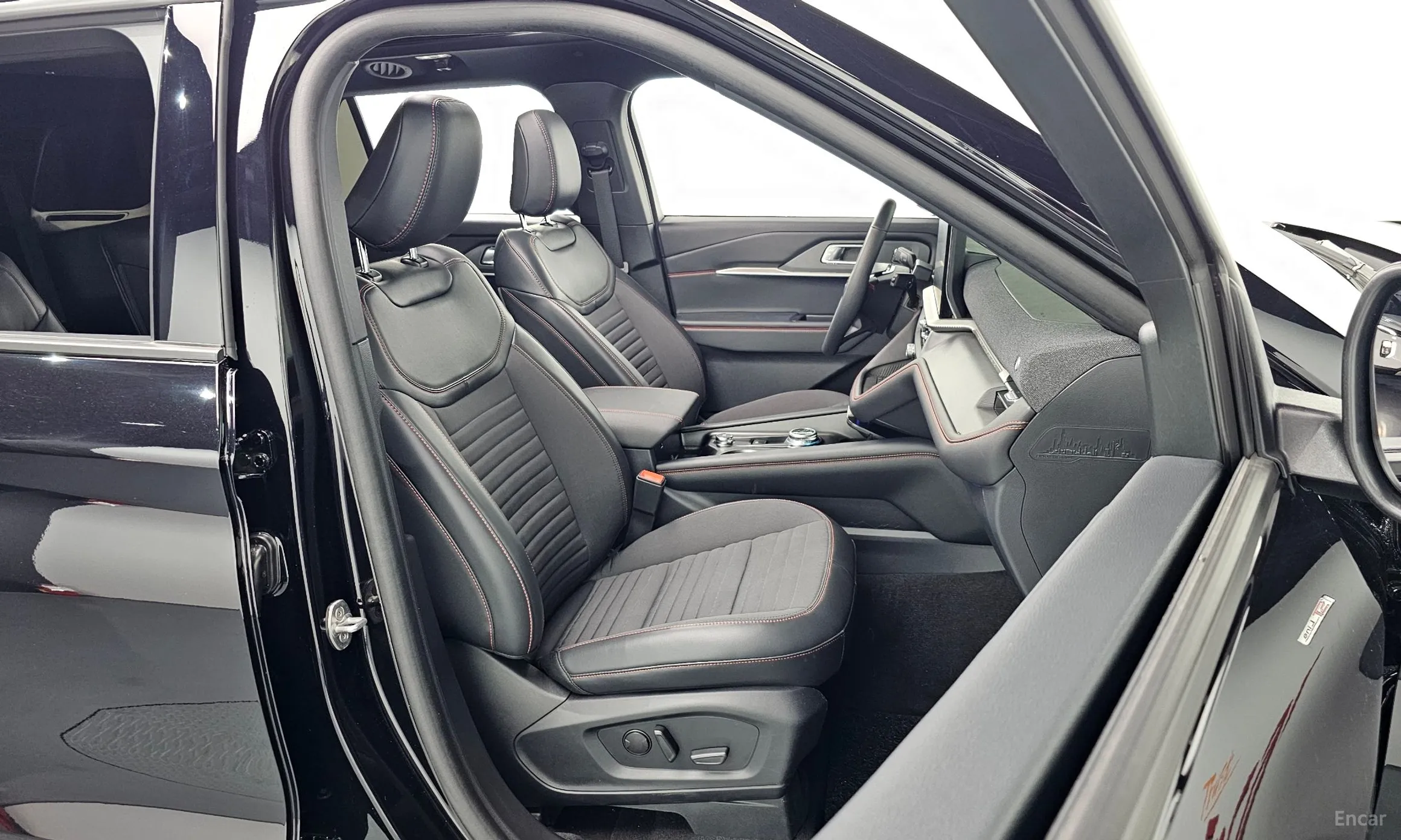 Ford Explorer 6th Generation превью 10